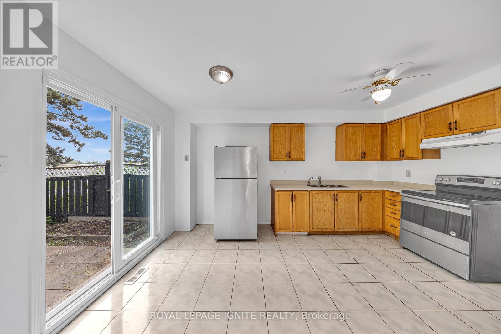 Photo 21 of 21 Toba Crescent, Brampton ON