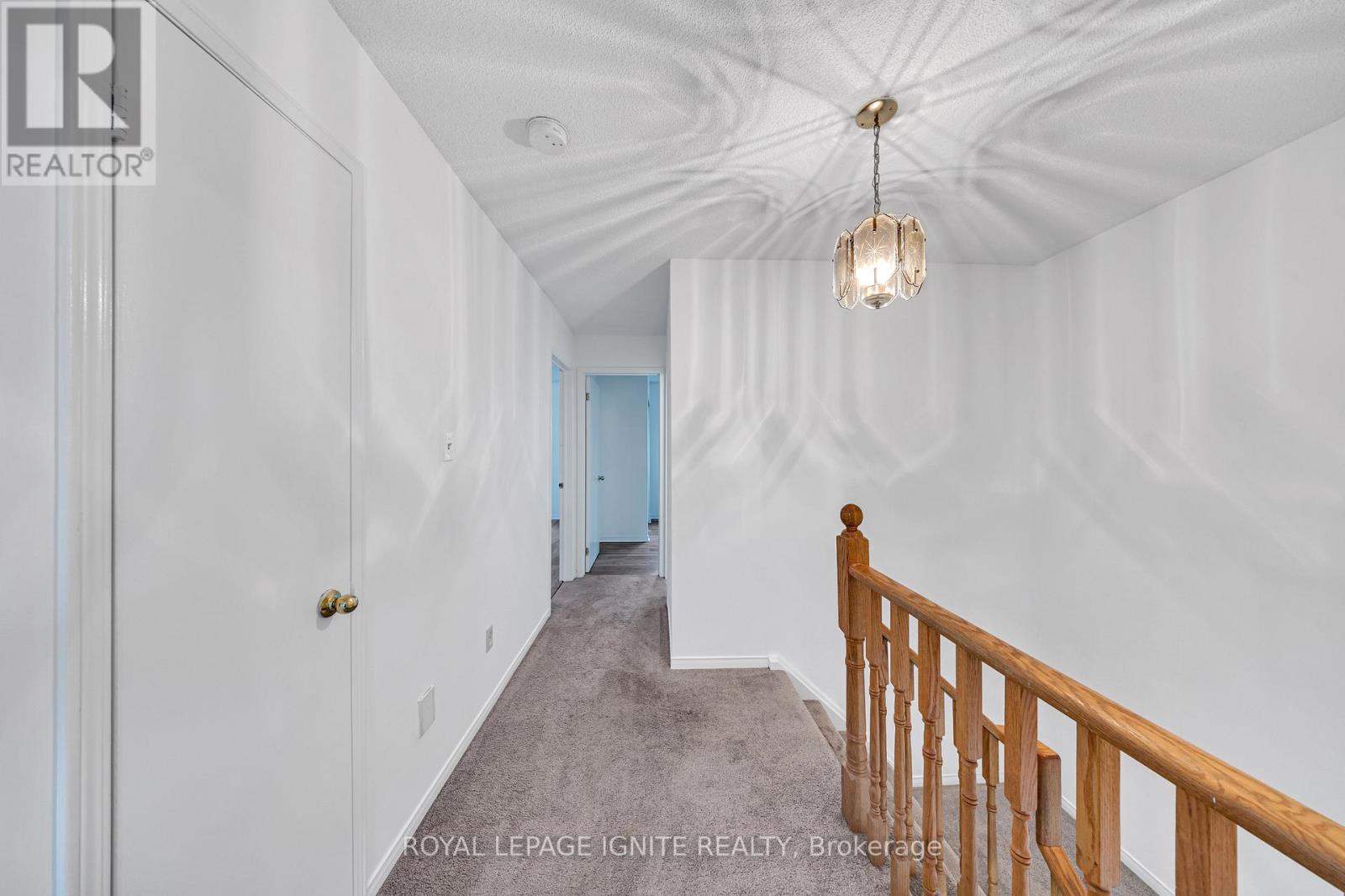 Photo 18 of 21 Toba Crescent, Brampton ON