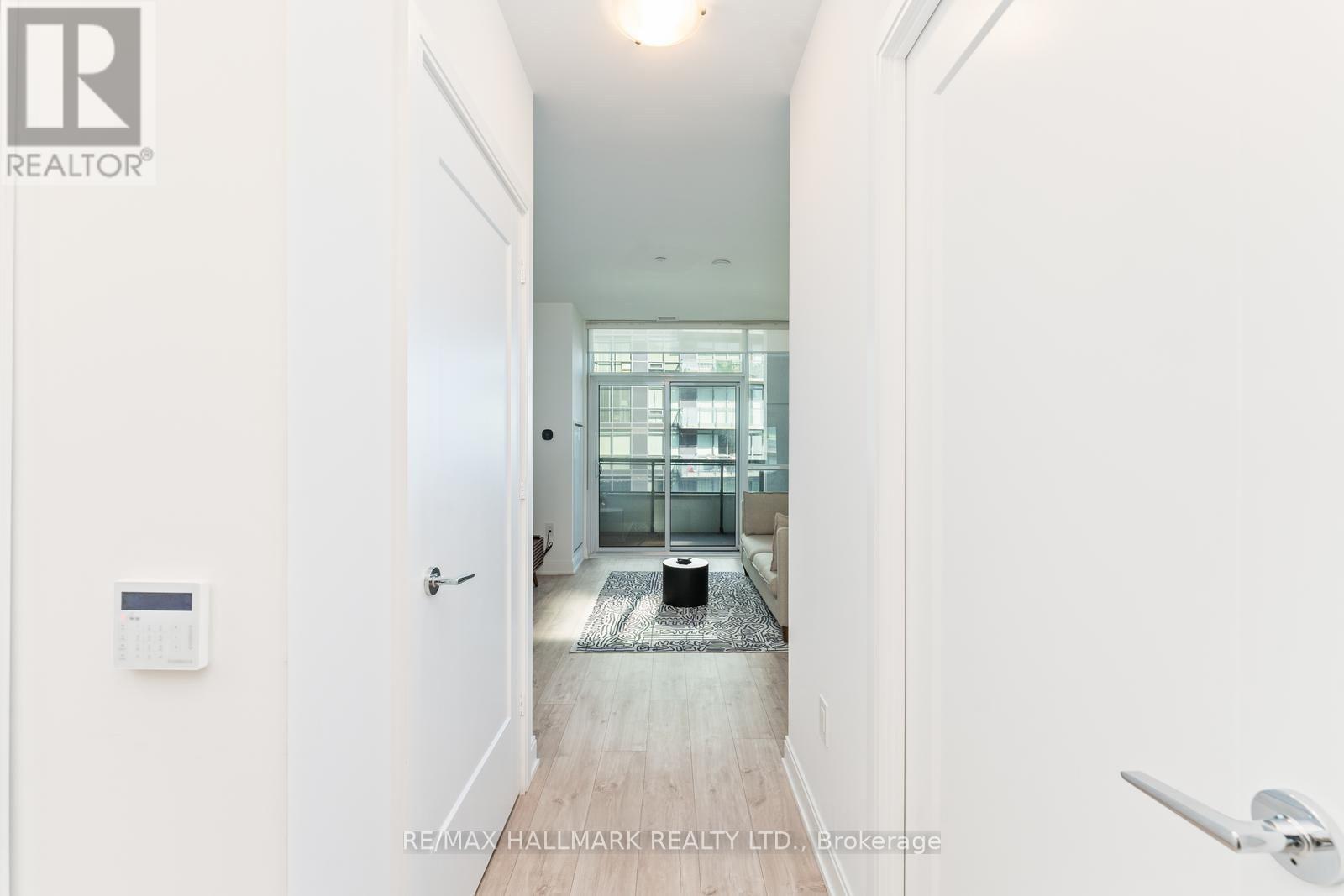 Photo 13 of 1507 65 Annie Craig Drive, Toronto ON