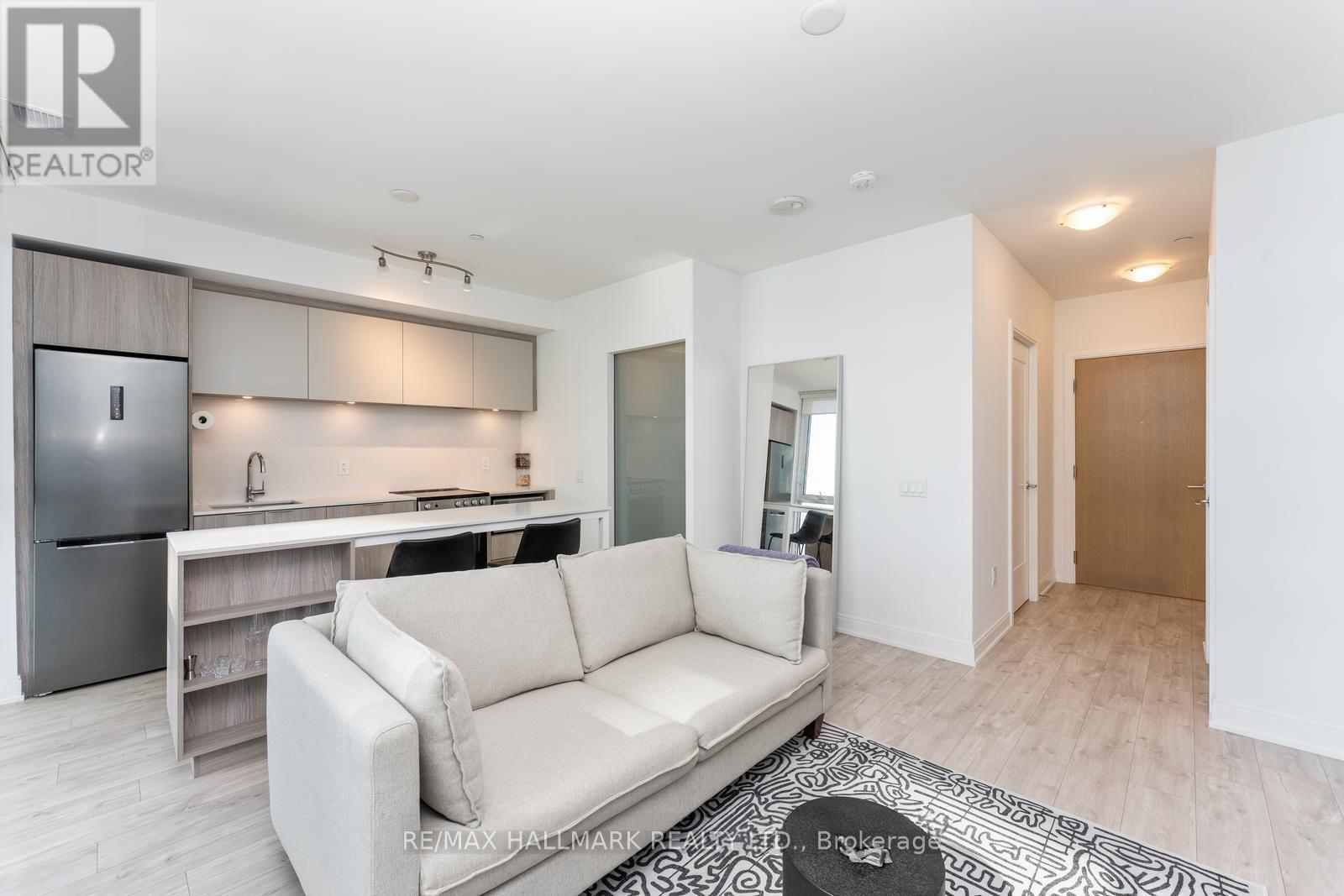 Photo 14 of 1507 65 Annie Craig Drive, Toronto ON