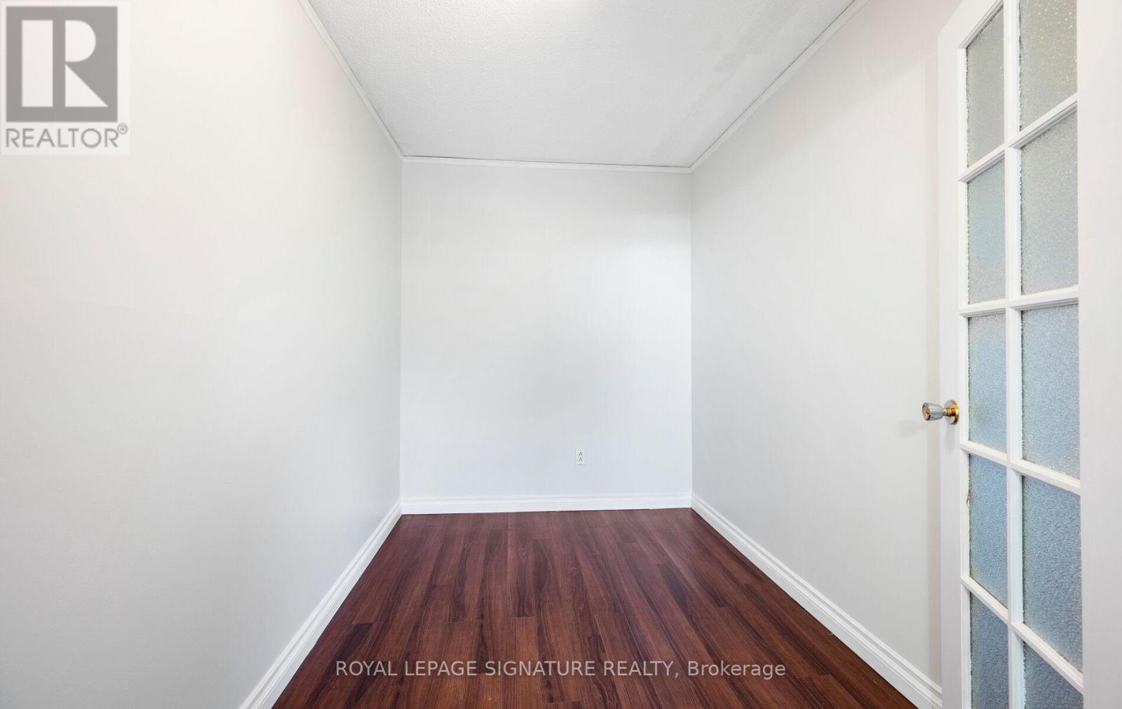Photo 10 of 302 335 Mill Road, Toronto ON