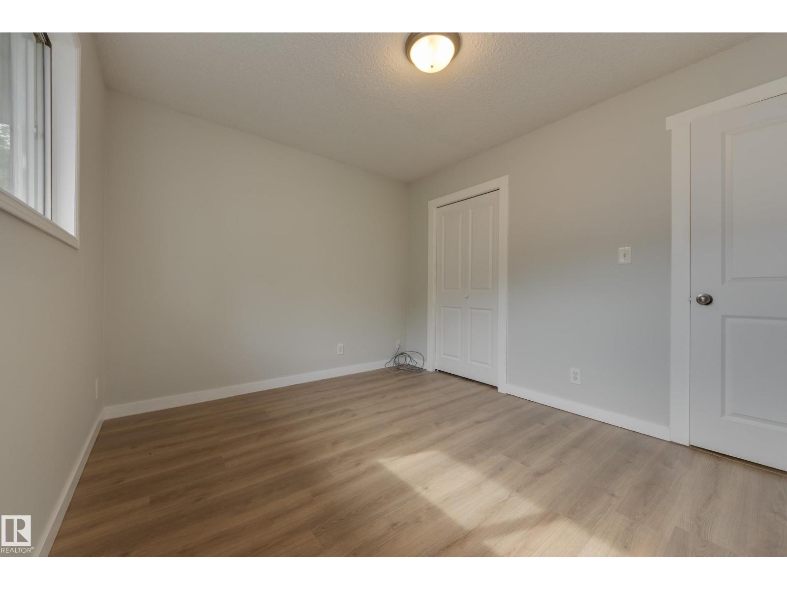 Photo 40 of 12430 85 St Nw, Edmonton AB