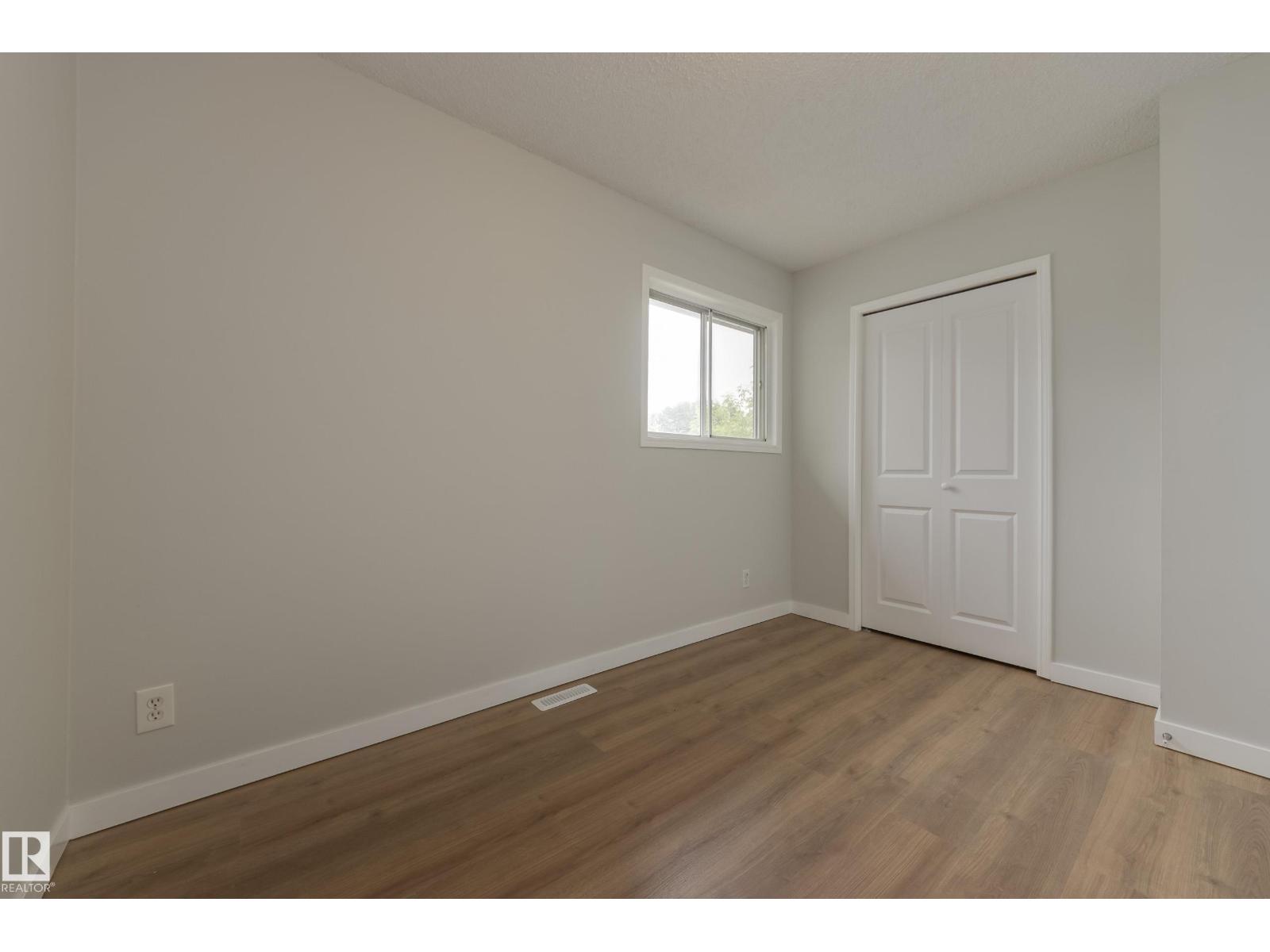 Photo 34 of 12430 85 St Nw, Edmonton AB