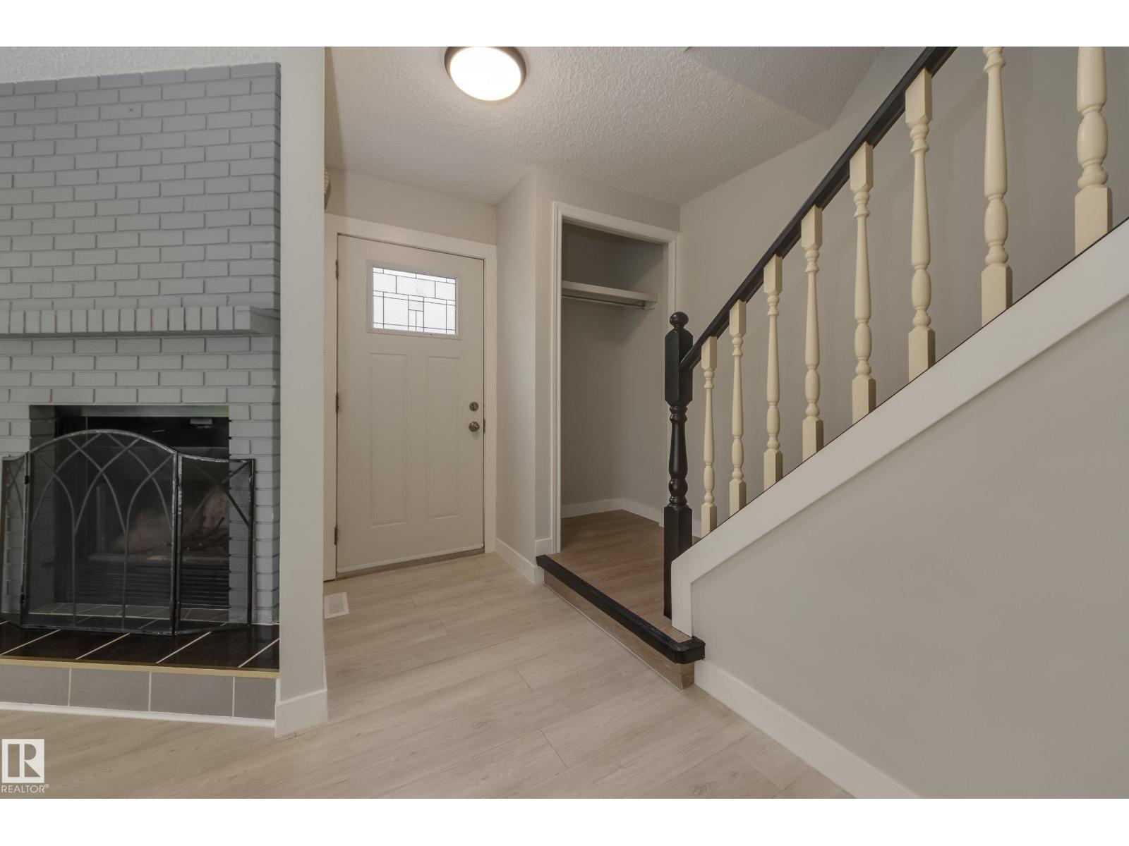 Photo 31 of 12430 85 St Nw, Edmonton AB