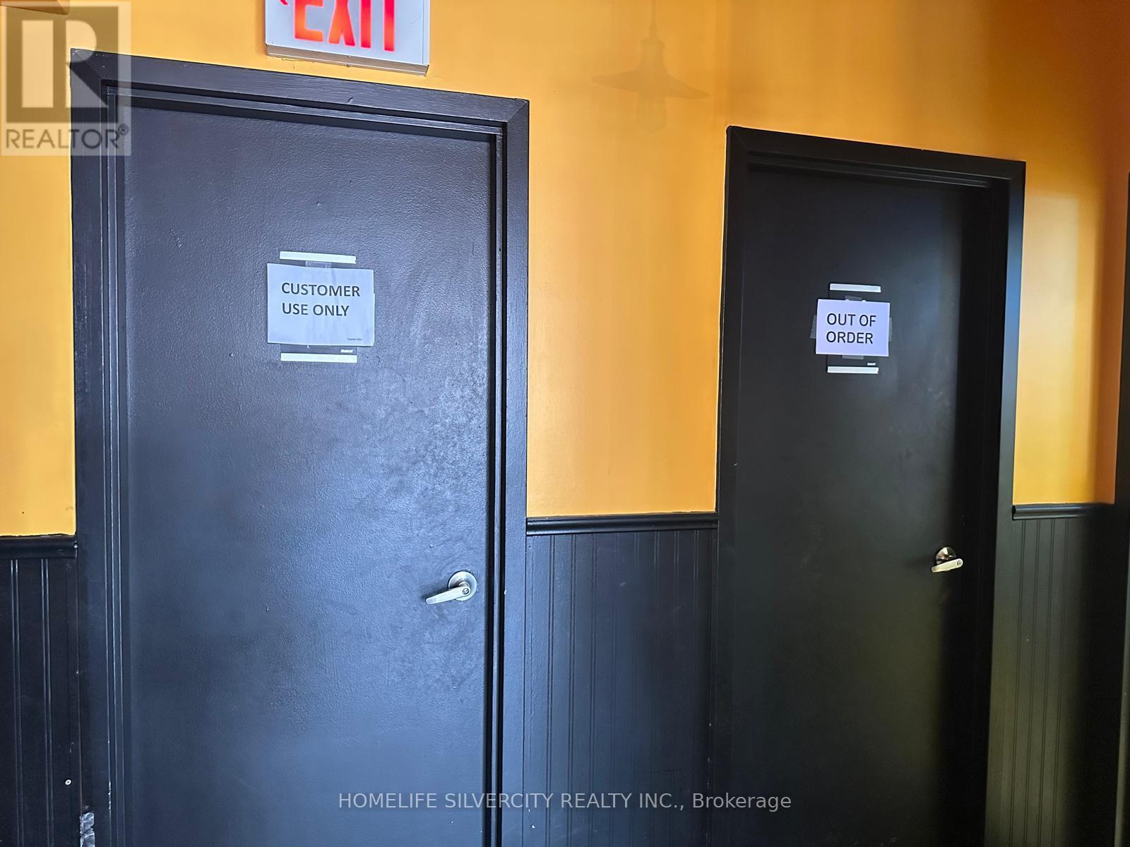 Photo 10 of 3 275 James Street N, Hamilton ON