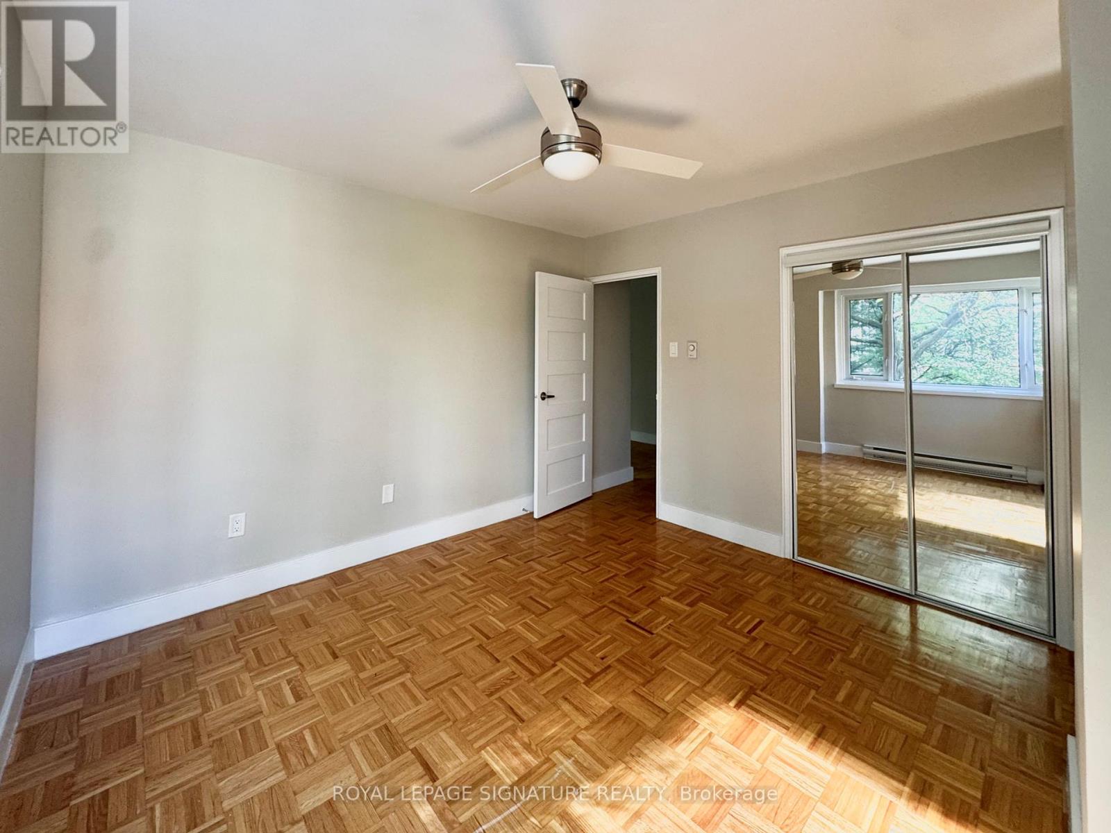 Photo 5 of 403 55 Isabella Street, Toronto ON