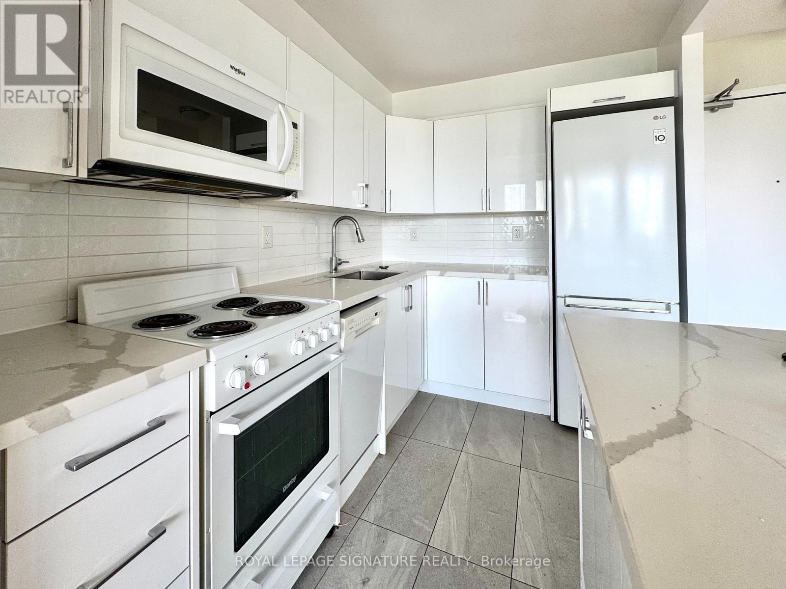 Photo 1 of 1109 666 Spadina Avenue, Toronto ON