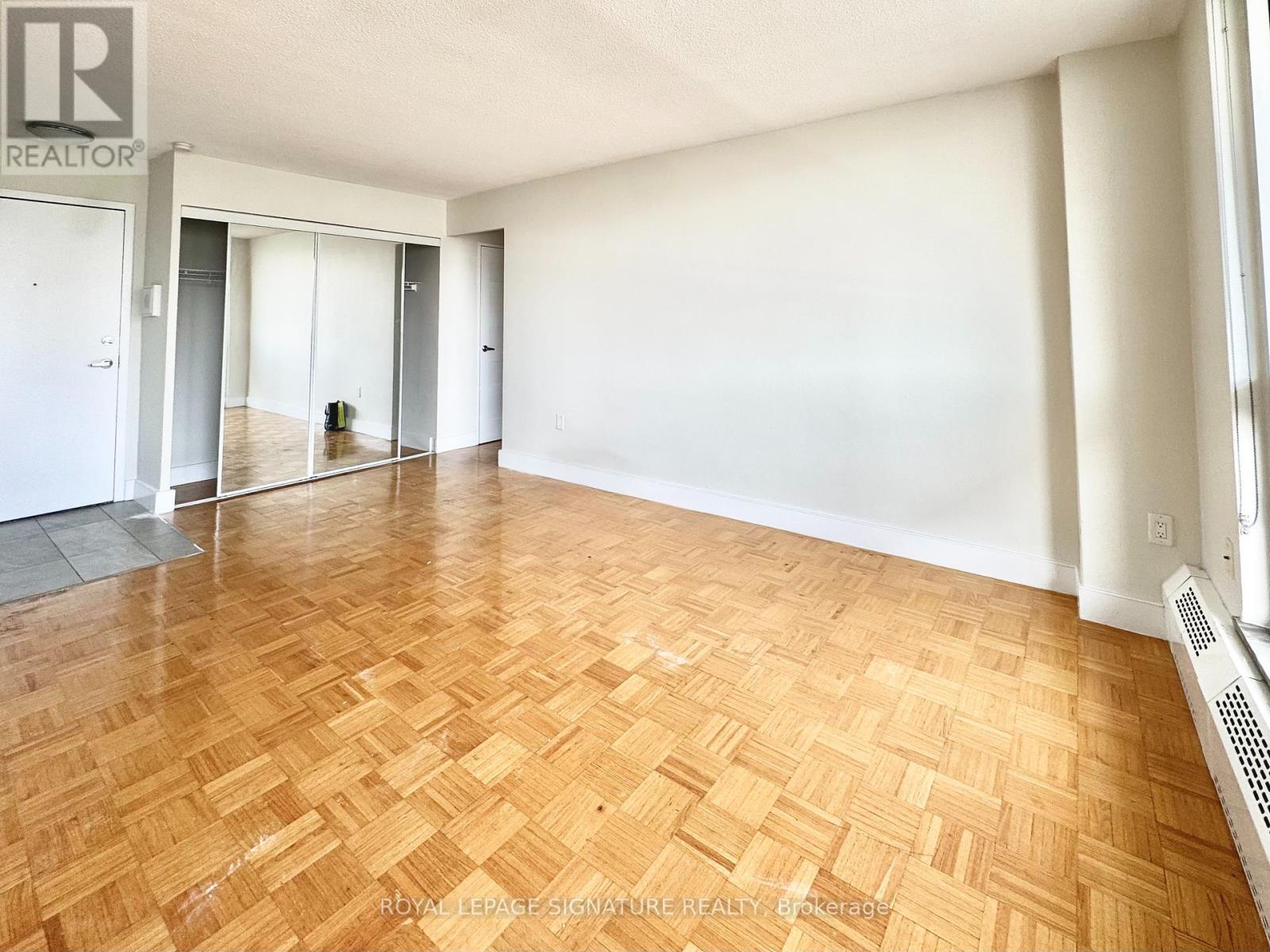 Photo 8 of 1109 666 Spadina Avenue, Toronto ON