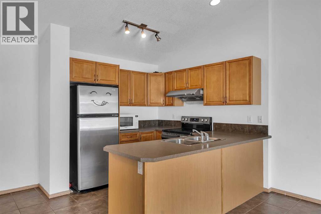 Single Family House for Sale in  Country Village Circle NE Country Hills Village Calgary 