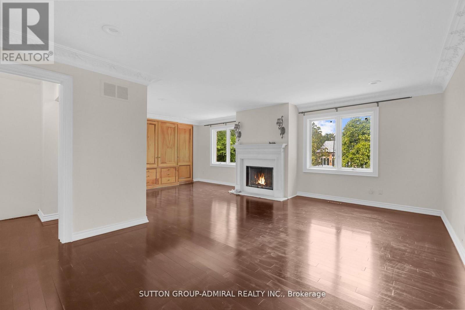 Photo 16 of 48 Berkindale Drive, Toronto ON