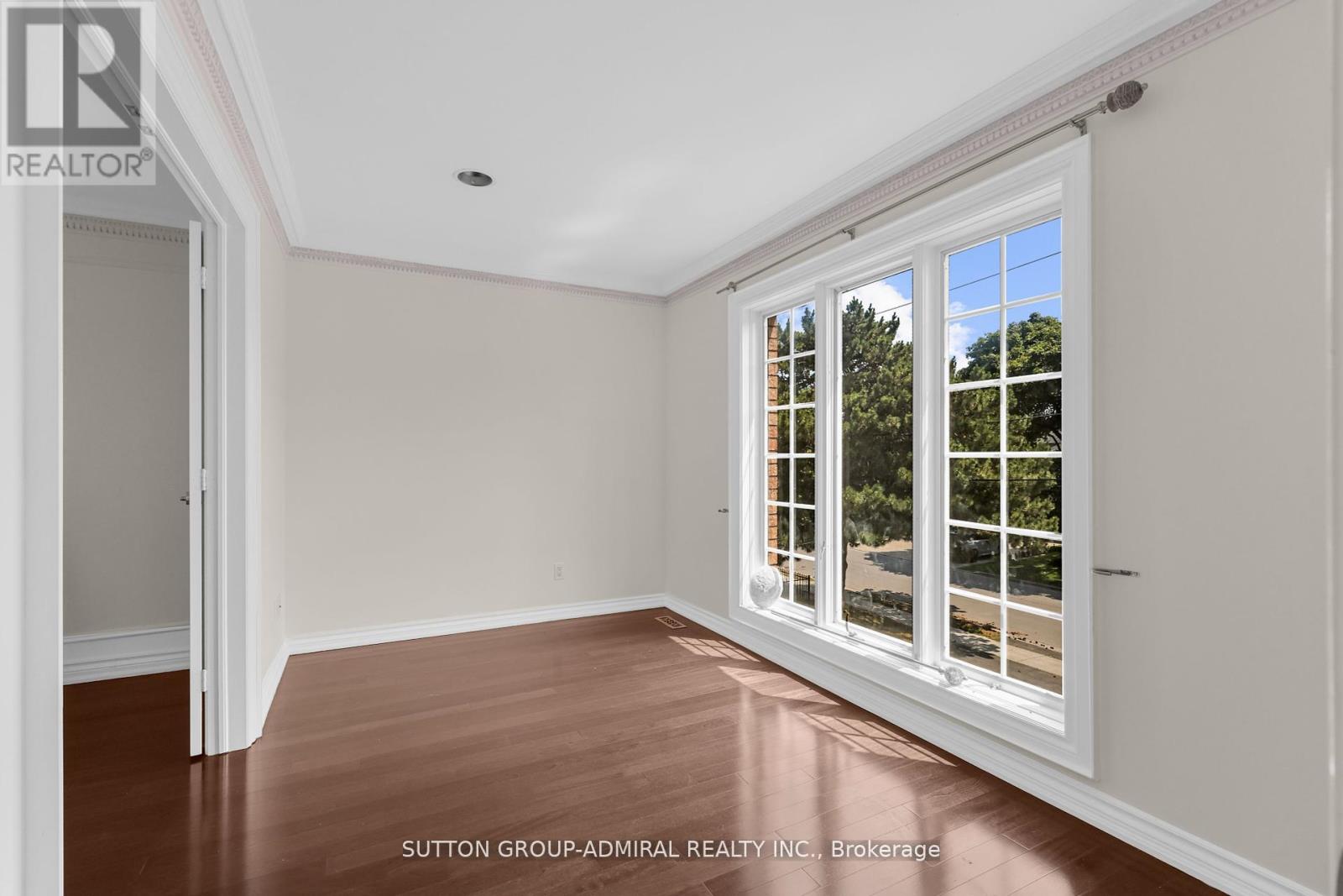 Photo 30 of 48 Berkindale Drive, Toronto ON