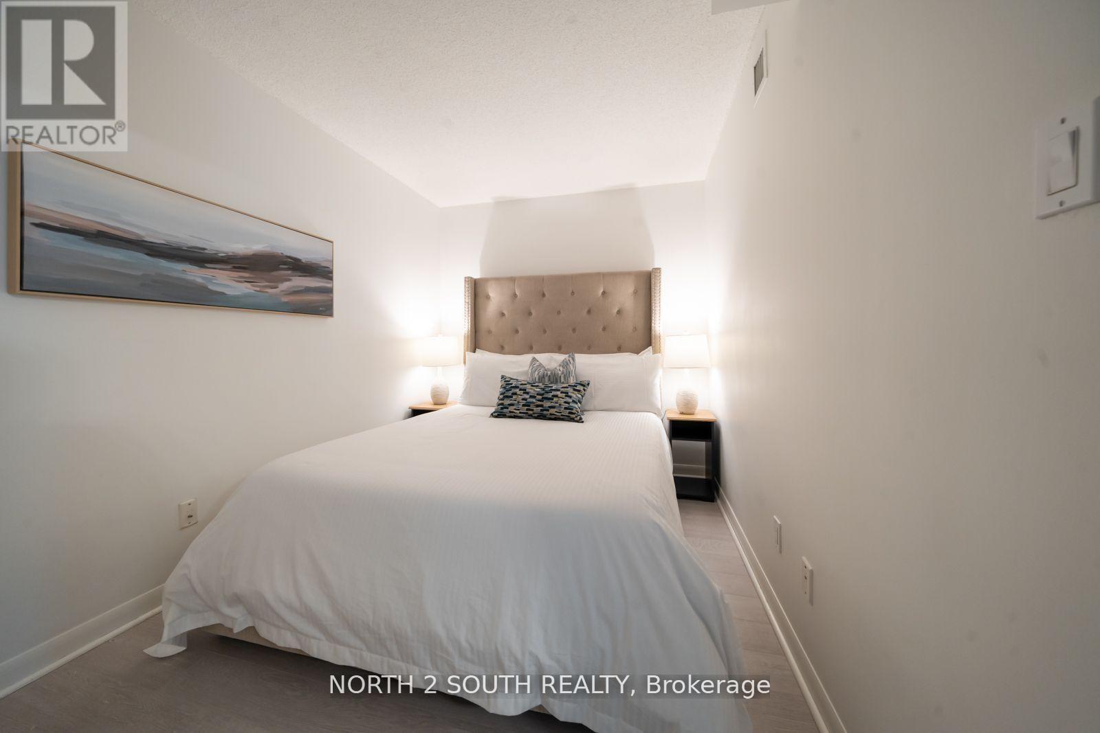 Photo 23 of 214 323 Richmond Street E, Toronto ON