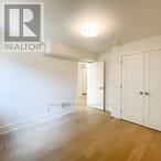 Photo 8 of 2 474 Palmerston Boulevard, Toronto ON