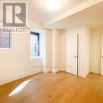 Photo 6 of 2 474 Palmerston Boulevard, Toronto ON