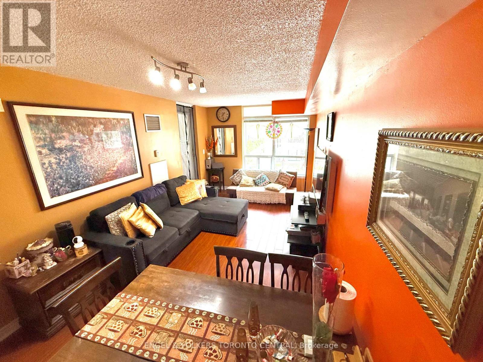 Photo 15 of 208 225 Wellesley Street E, Toronto ON