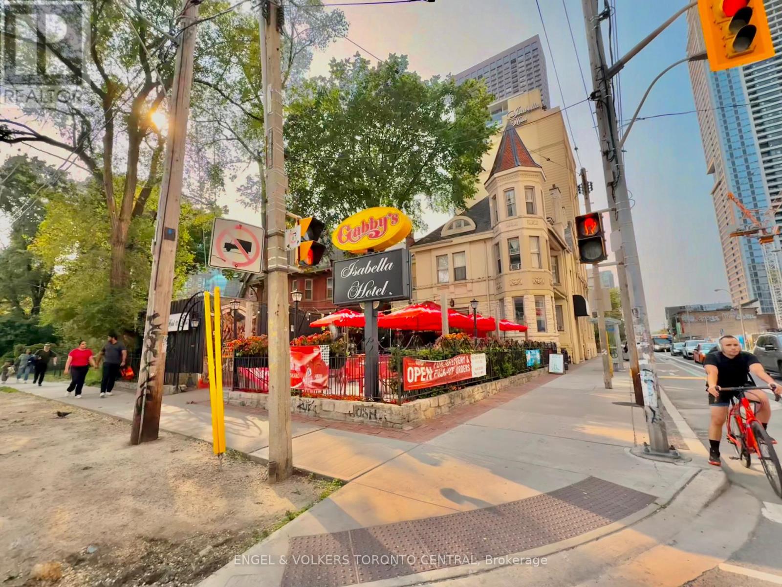 Photo 24 of 208 225 Wellesley Street E, Toronto ON