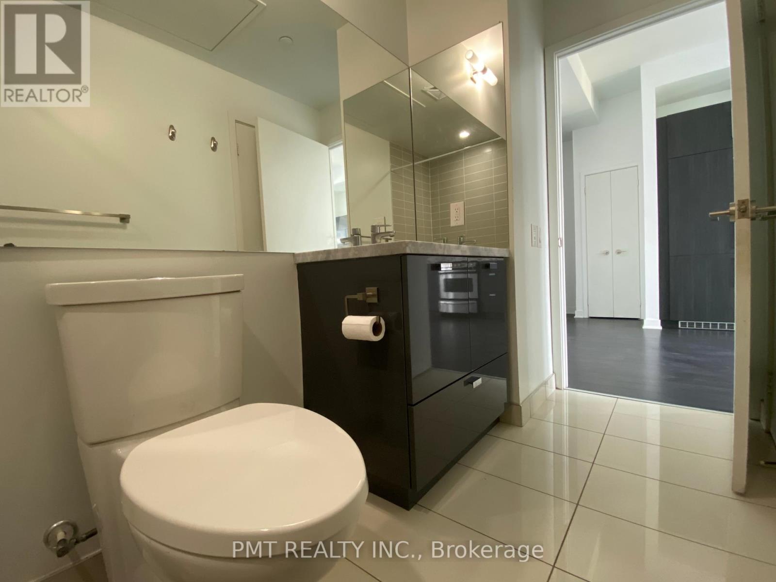 Photo 12 of 2312 290 Adelaide Street W, Toronto ON