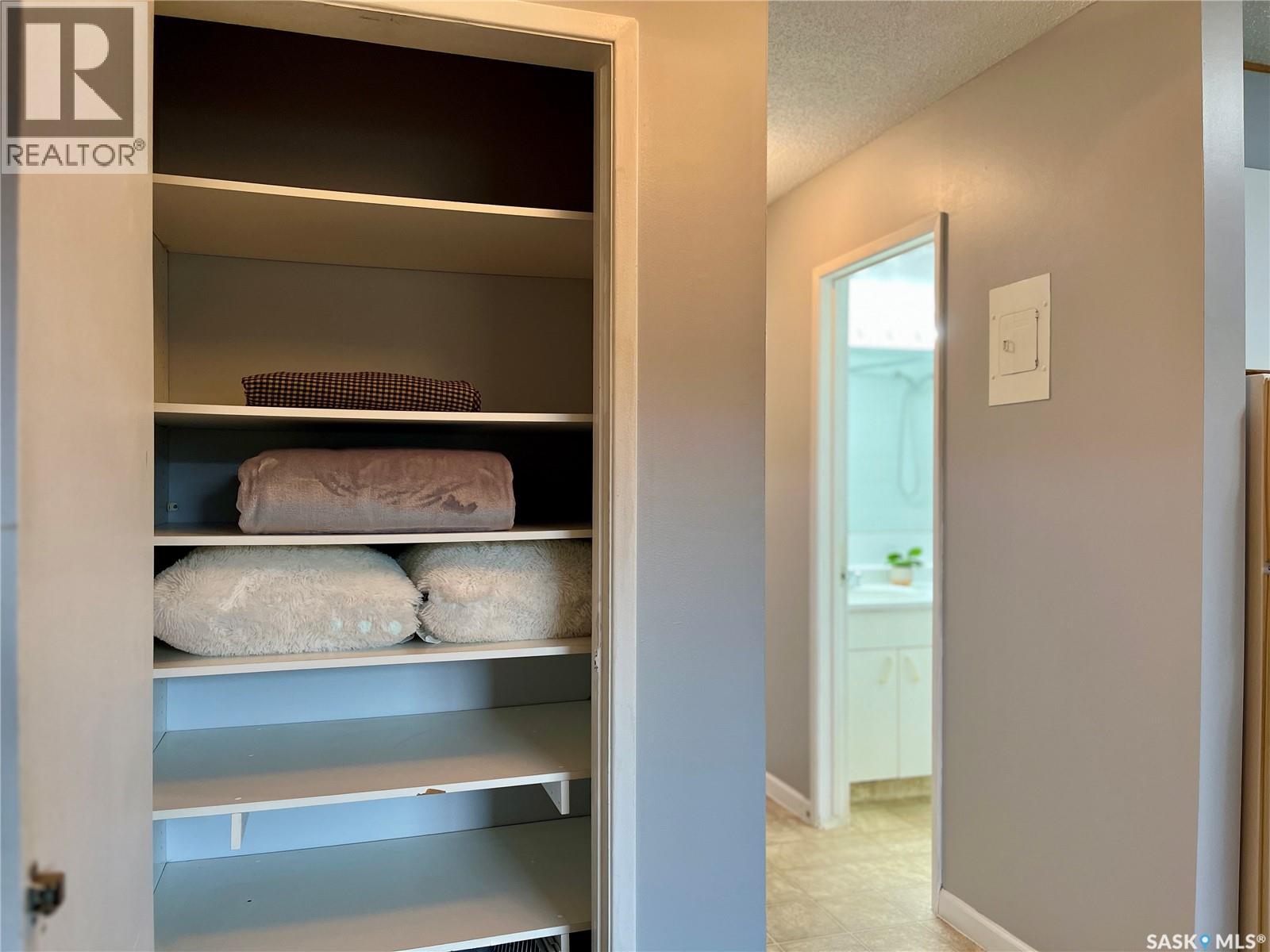 Photo 8 of 81 3 Columbia Drive, Saskatoon SK