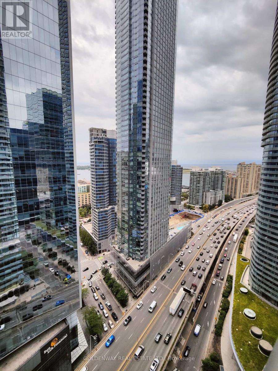 Photo 14 of 2608 55 Bremner Boulevard, Toronto ON