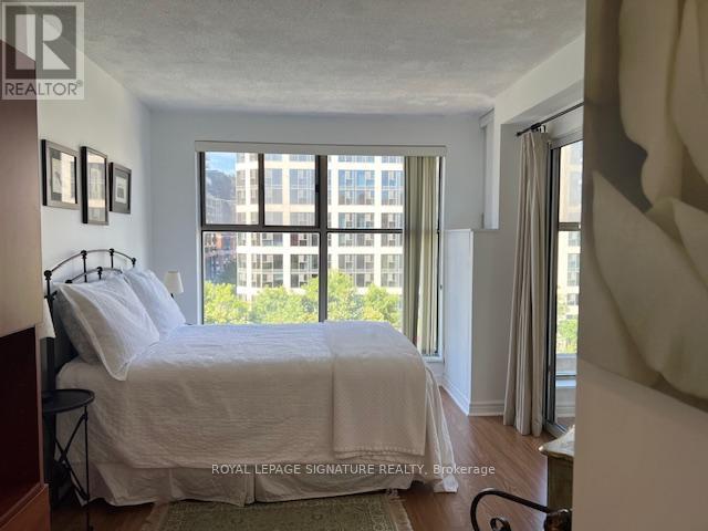 Photo 10 of 705 65 Scadding Avenue, Toronto ON