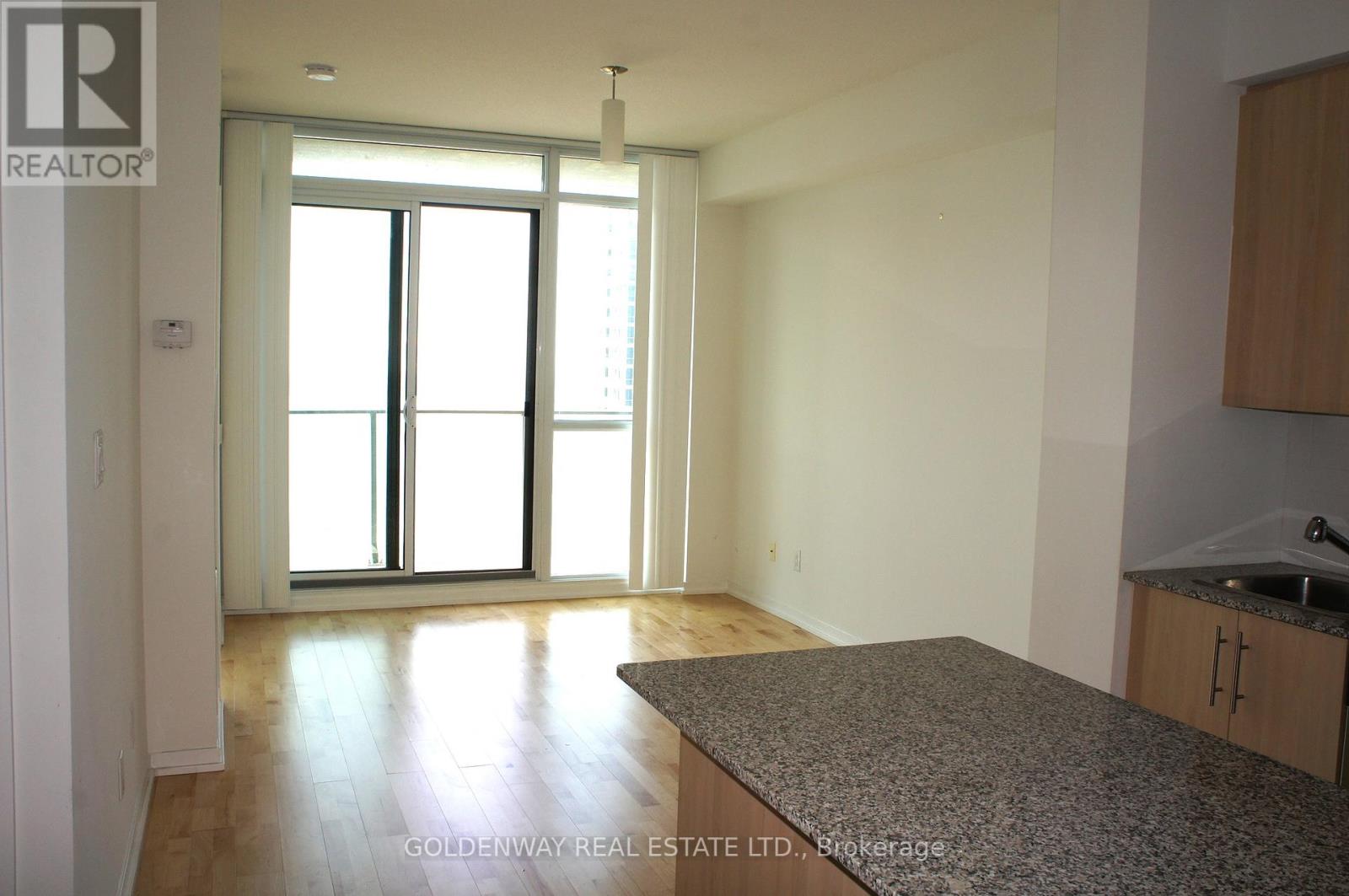 Photo 9 of 2608 55 Bremner Boulevard, Toronto ON