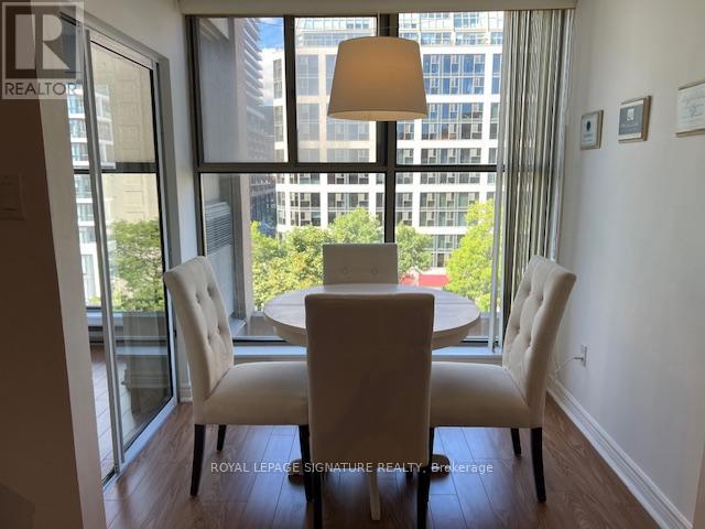 Photo 17 of 705 65 Scadding Avenue, Toronto ON