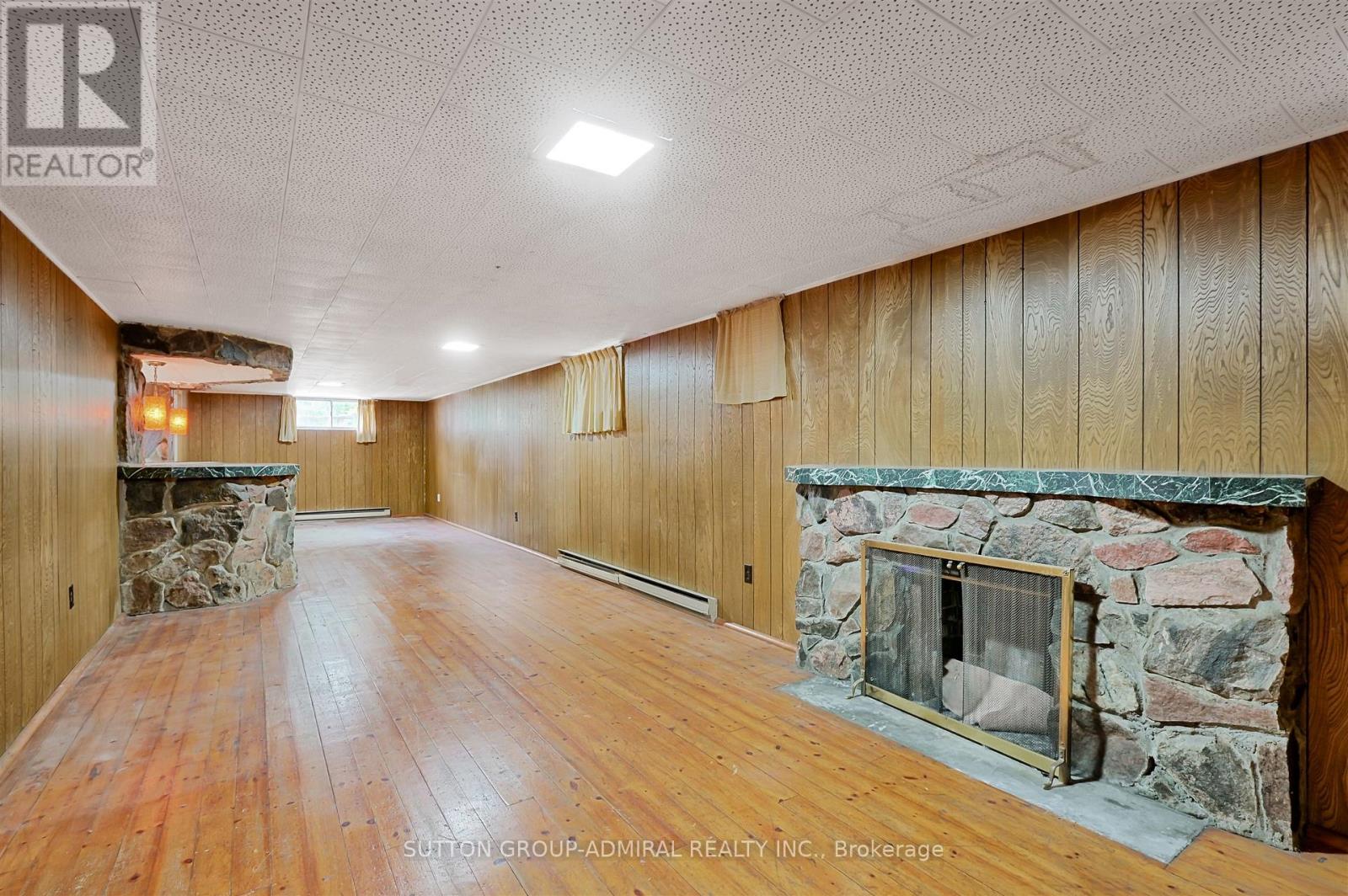 Photo 12 of 239 Floyd Avenue, Toronto ON