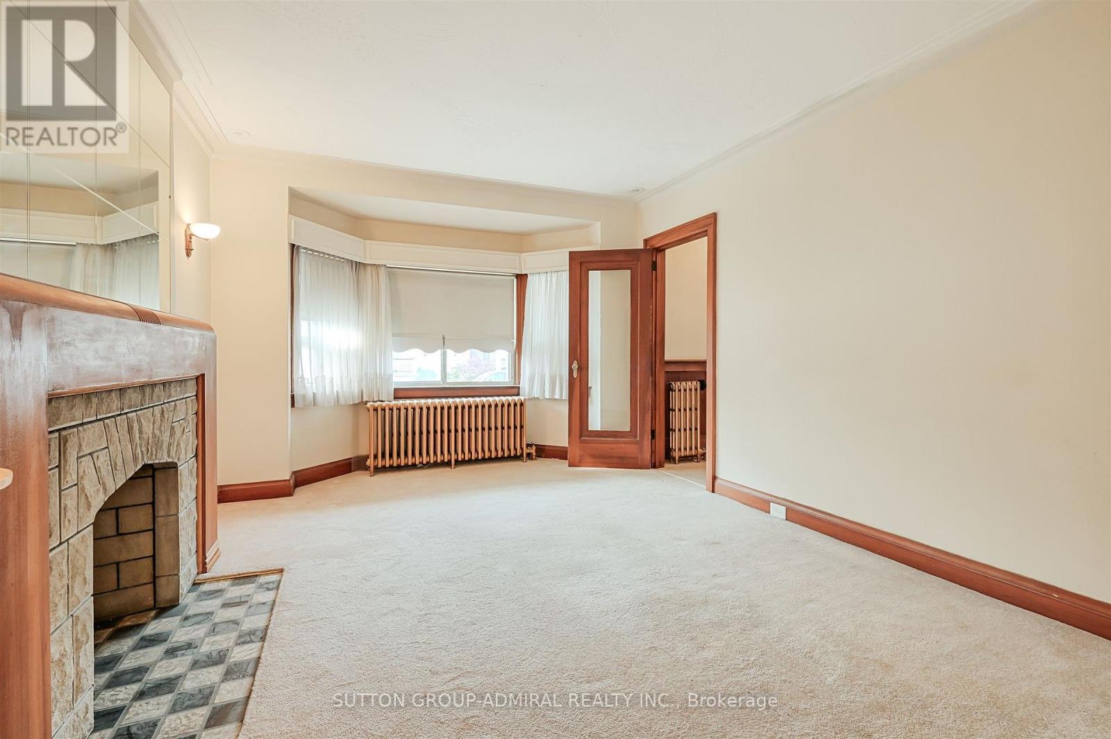 Photo 11 of 239 Floyd Avenue, Toronto ON
