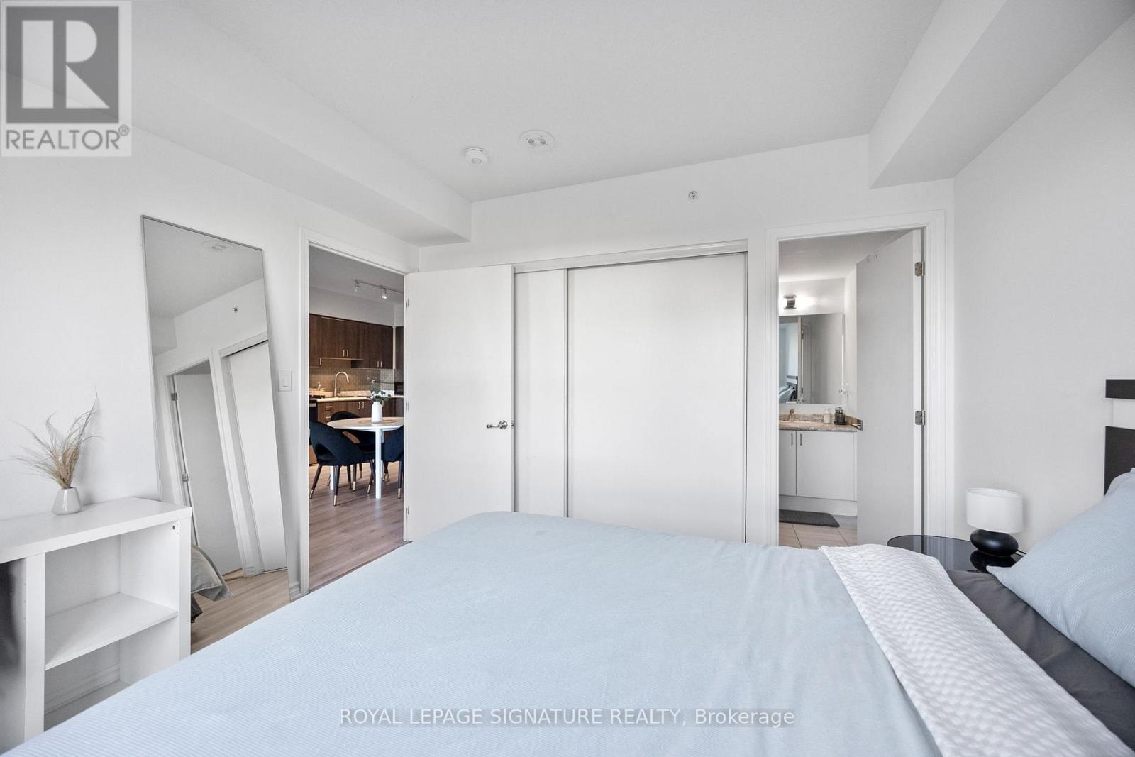 Photo 18 of 214 1 Falaise Road, Toronto ON