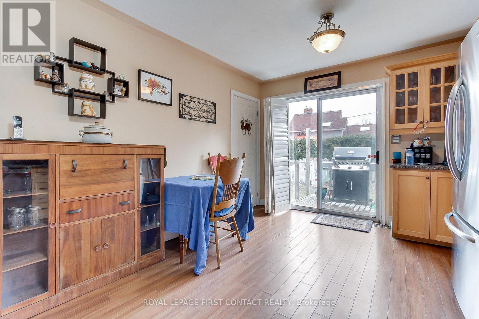 Photo 7 of 145 Wesley Street, Newmarket ON
