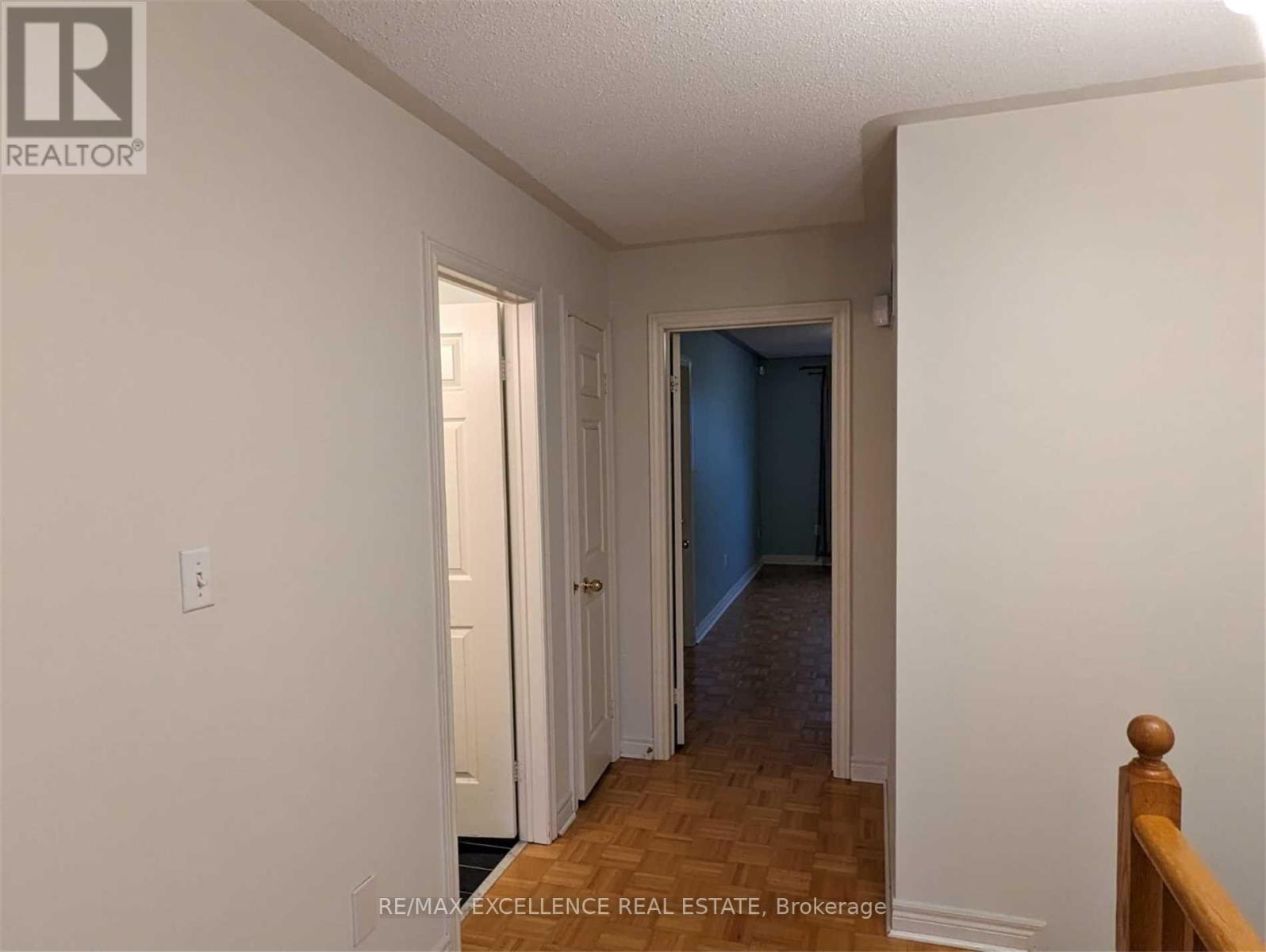Photo 14 of 43 Foxchase Avenue, Vaughan ON