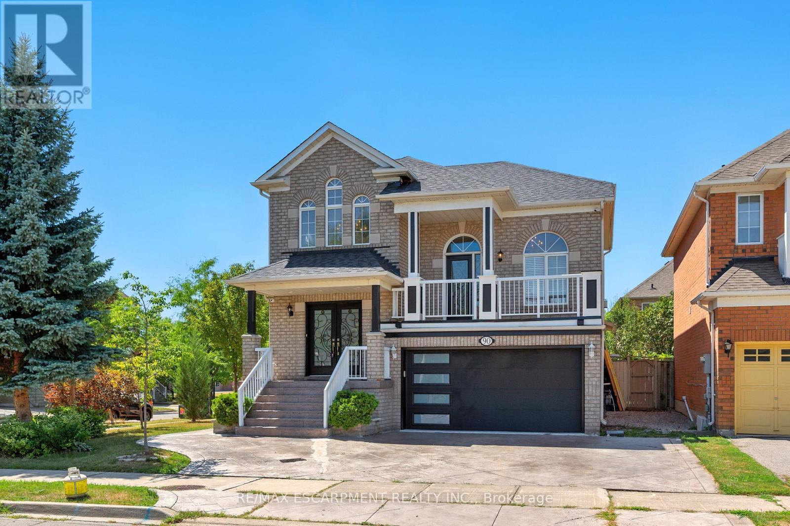 Photo 1 of 90 Genoa Road, Vaughan ON