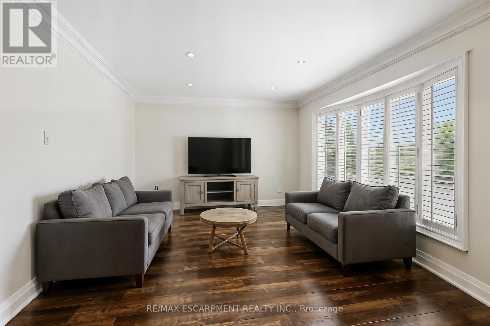 Photo 15 of 90 Genoa Road, Vaughan ON