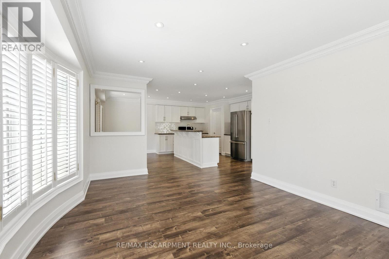Photo 16 of 90 Genoa Road, Vaughan ON
