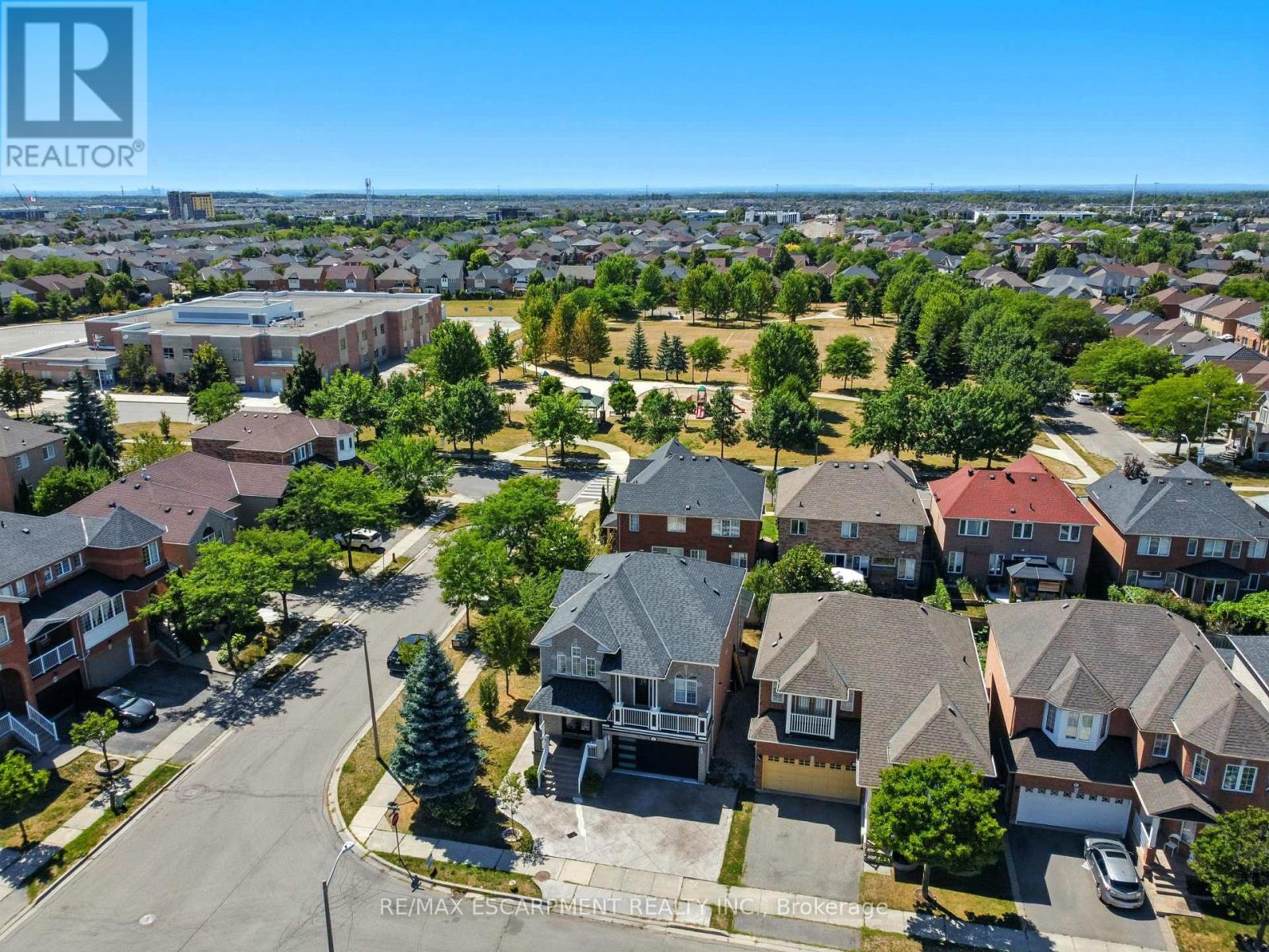 Photo 2 of 90 Genoa Road, Vaughan ON