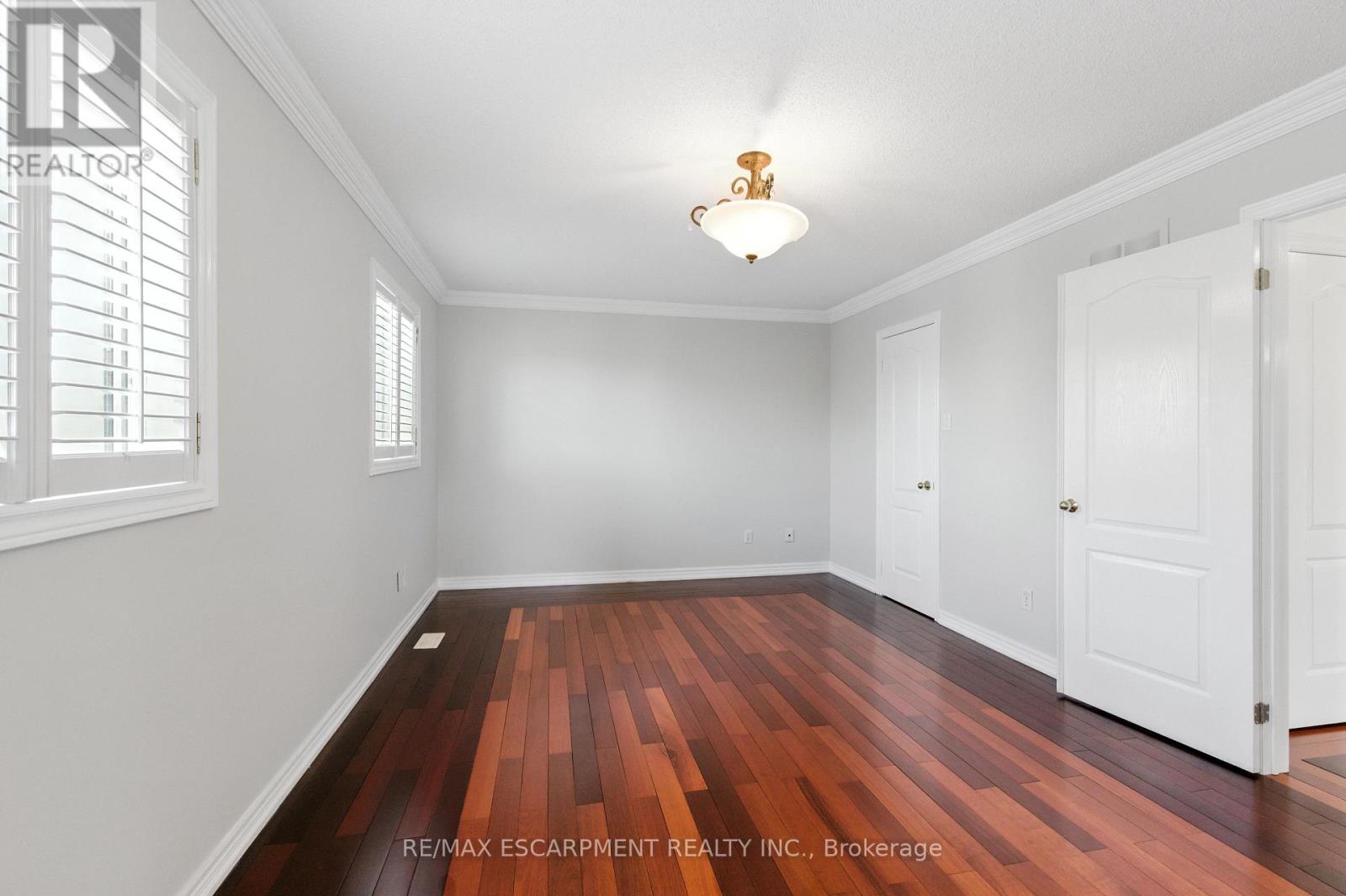 Photo 23 of 90 Genoa Road, Vaughan ON