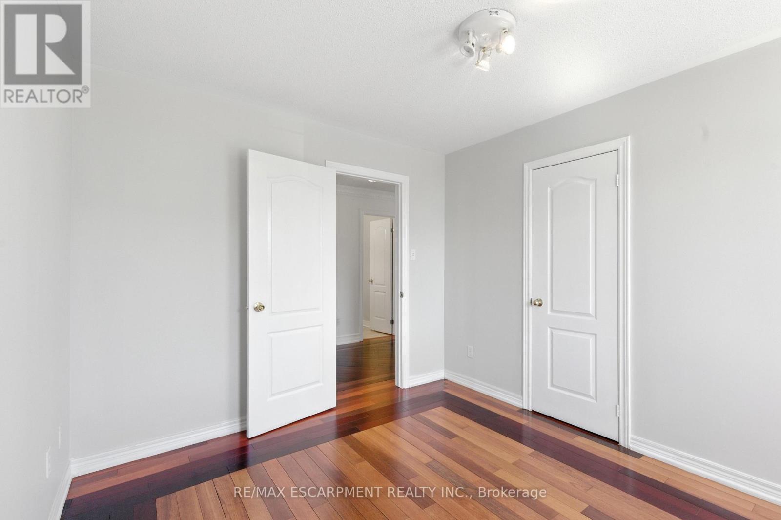 Photo 27 of 90 Genoa Road, Vaughan ON
