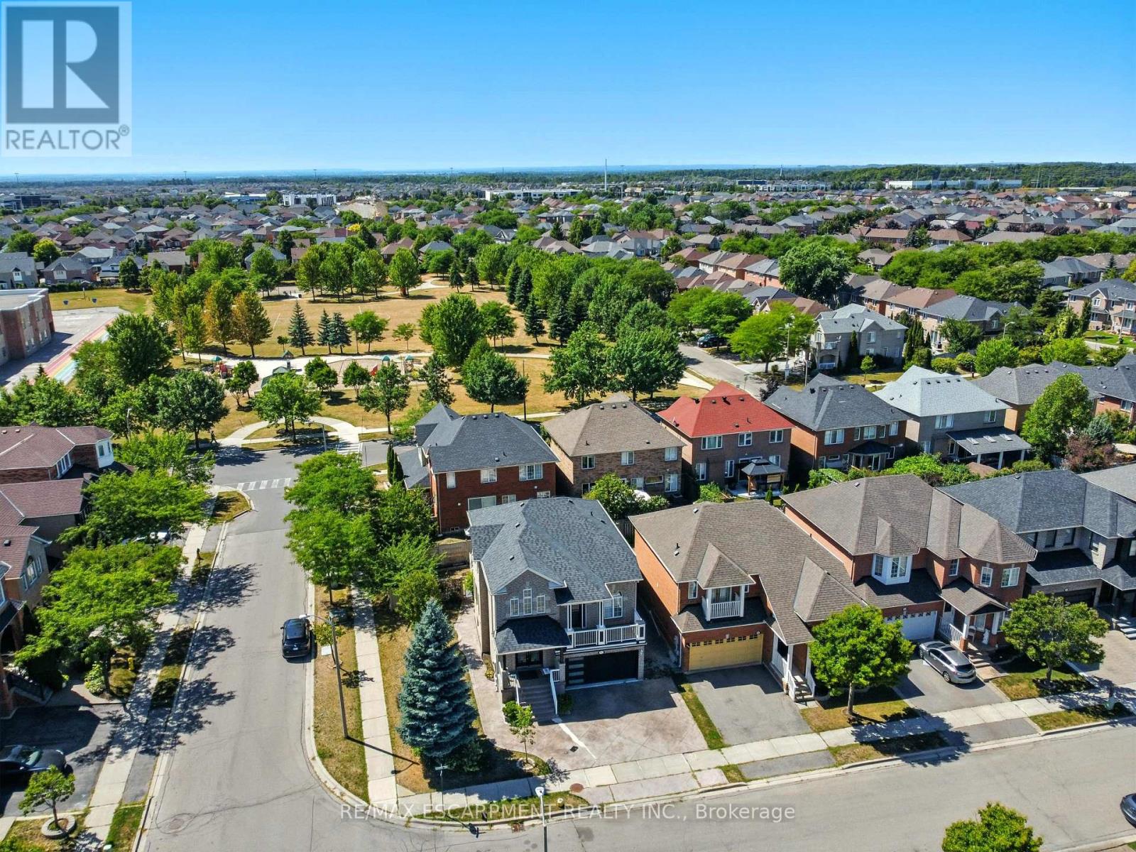 Photo 3 of 90 Genoa Road, Vaughan ON