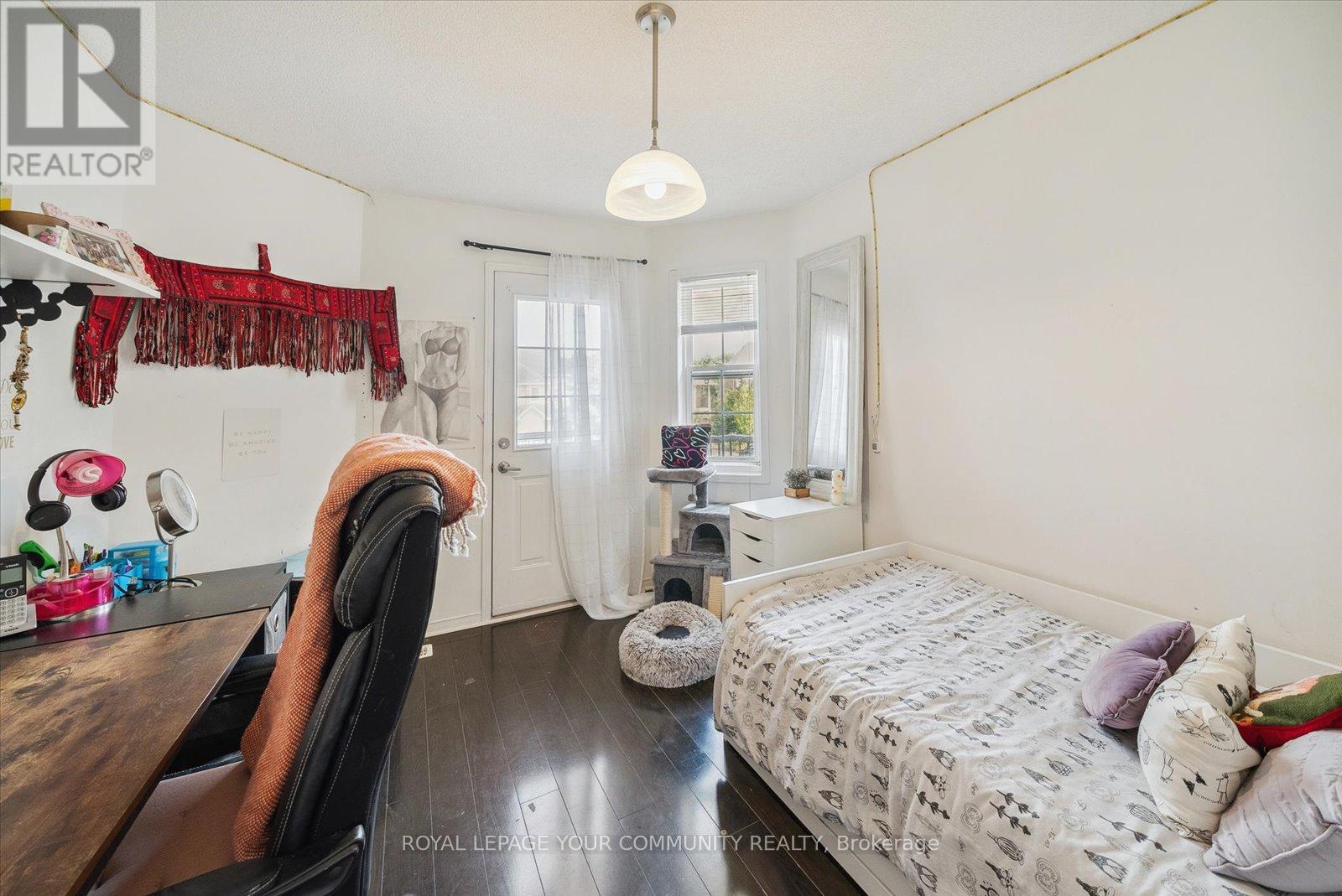 Photo 26 of 88 English Oak Drive, Richmond Hill ON