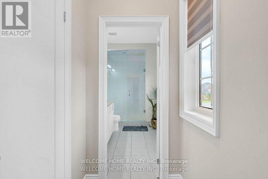 Photo 40 of 65 Redmond Crescent, Springwater ON