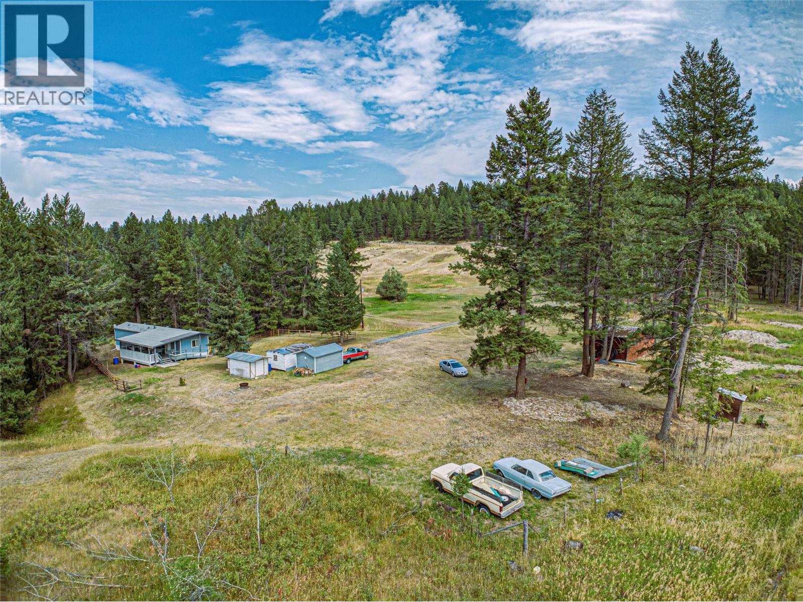  1347 WALDO Road, Baynes Lake