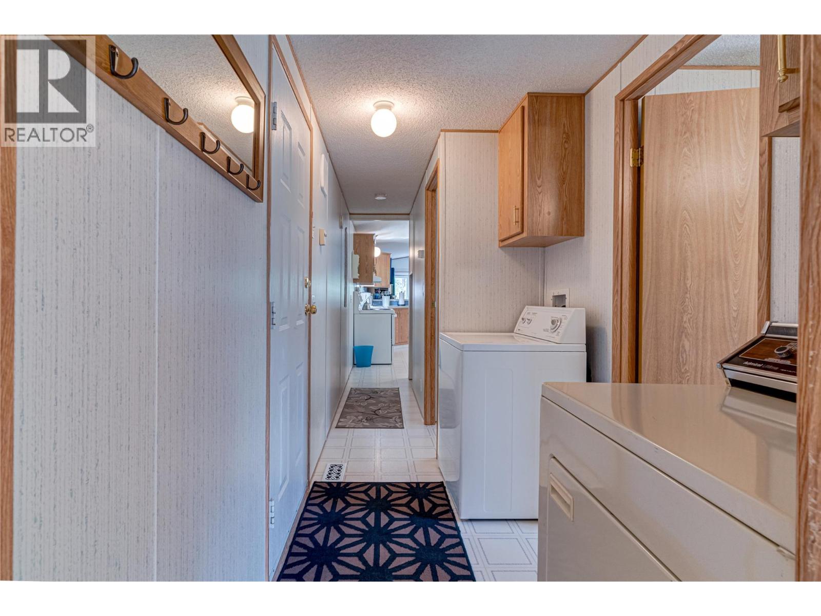  1347 WALDO Road, Baynes Lake