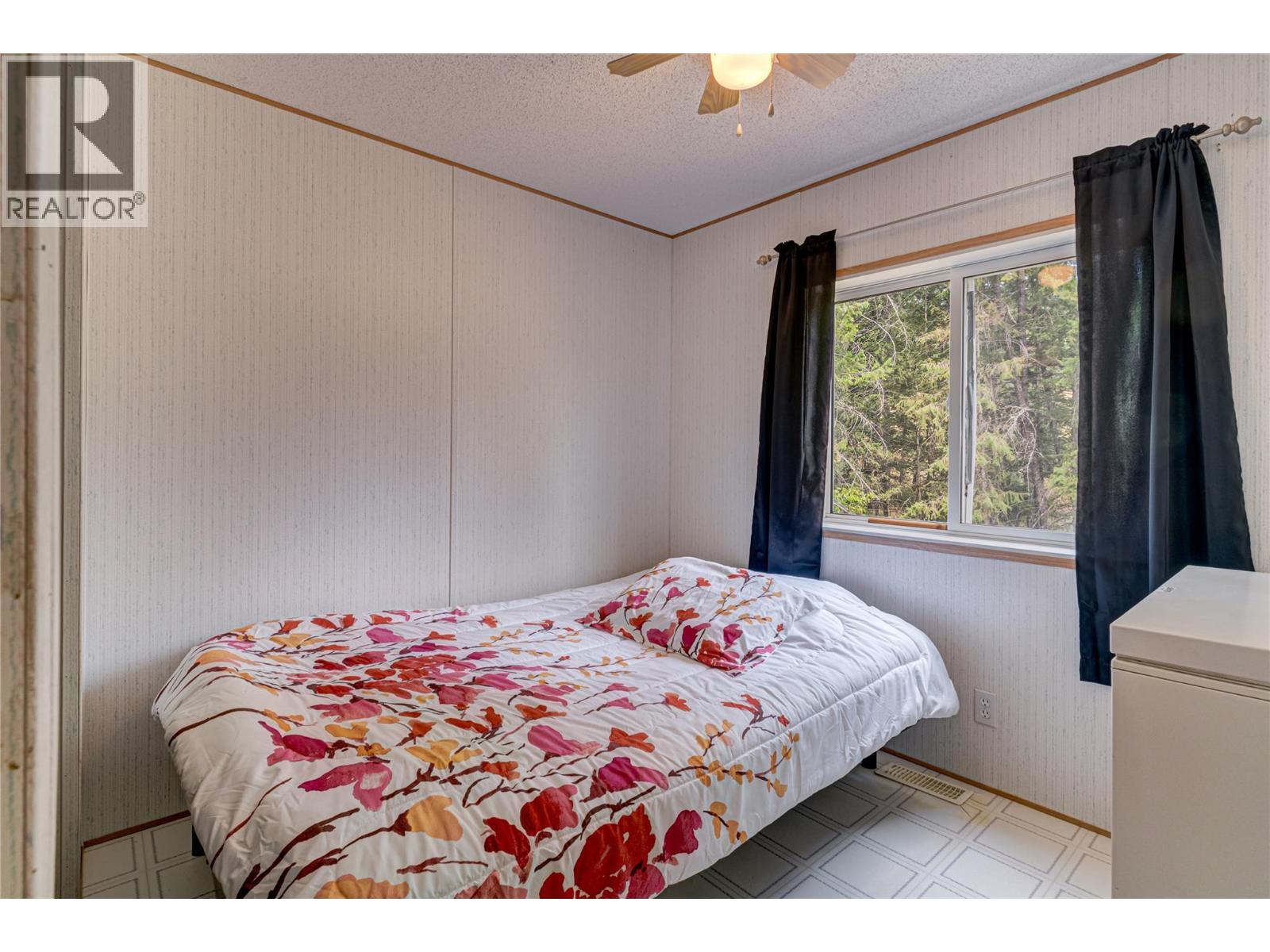  1347 WALDO Road, Baynes Lake