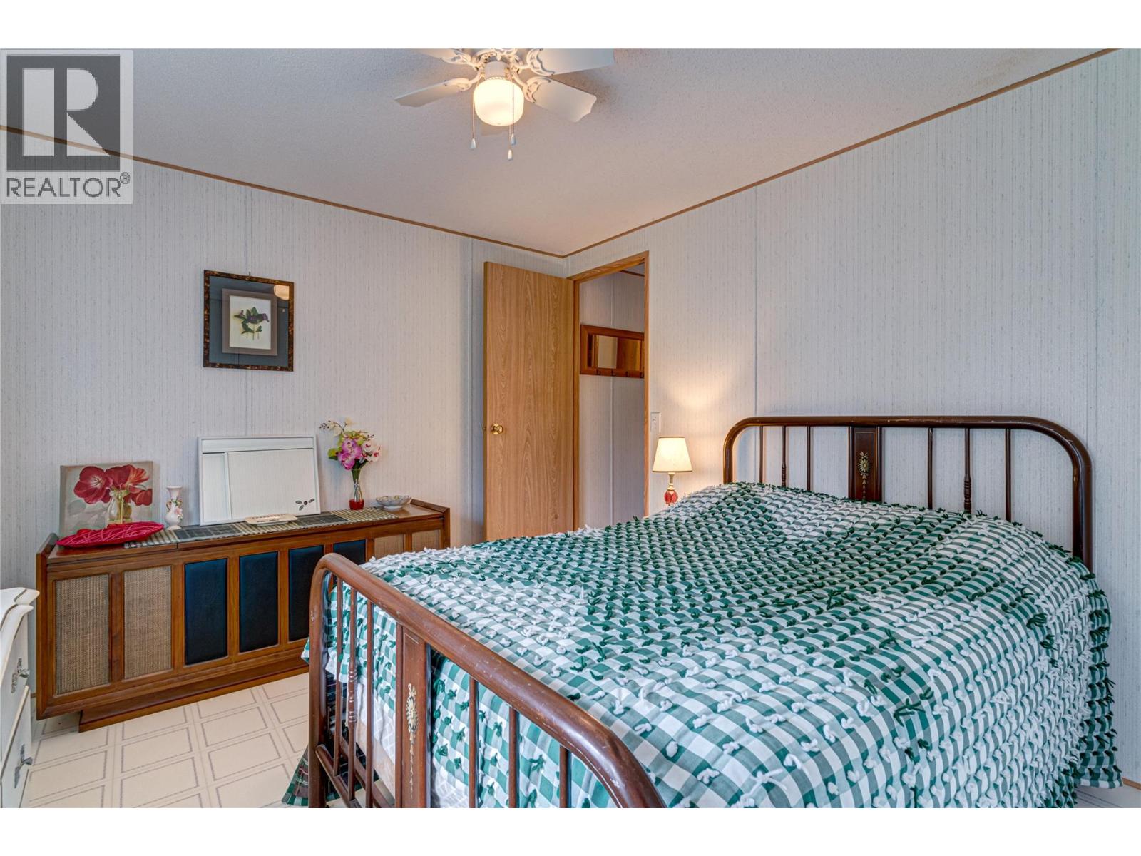  1347 WALDO Road, Baynes Lake