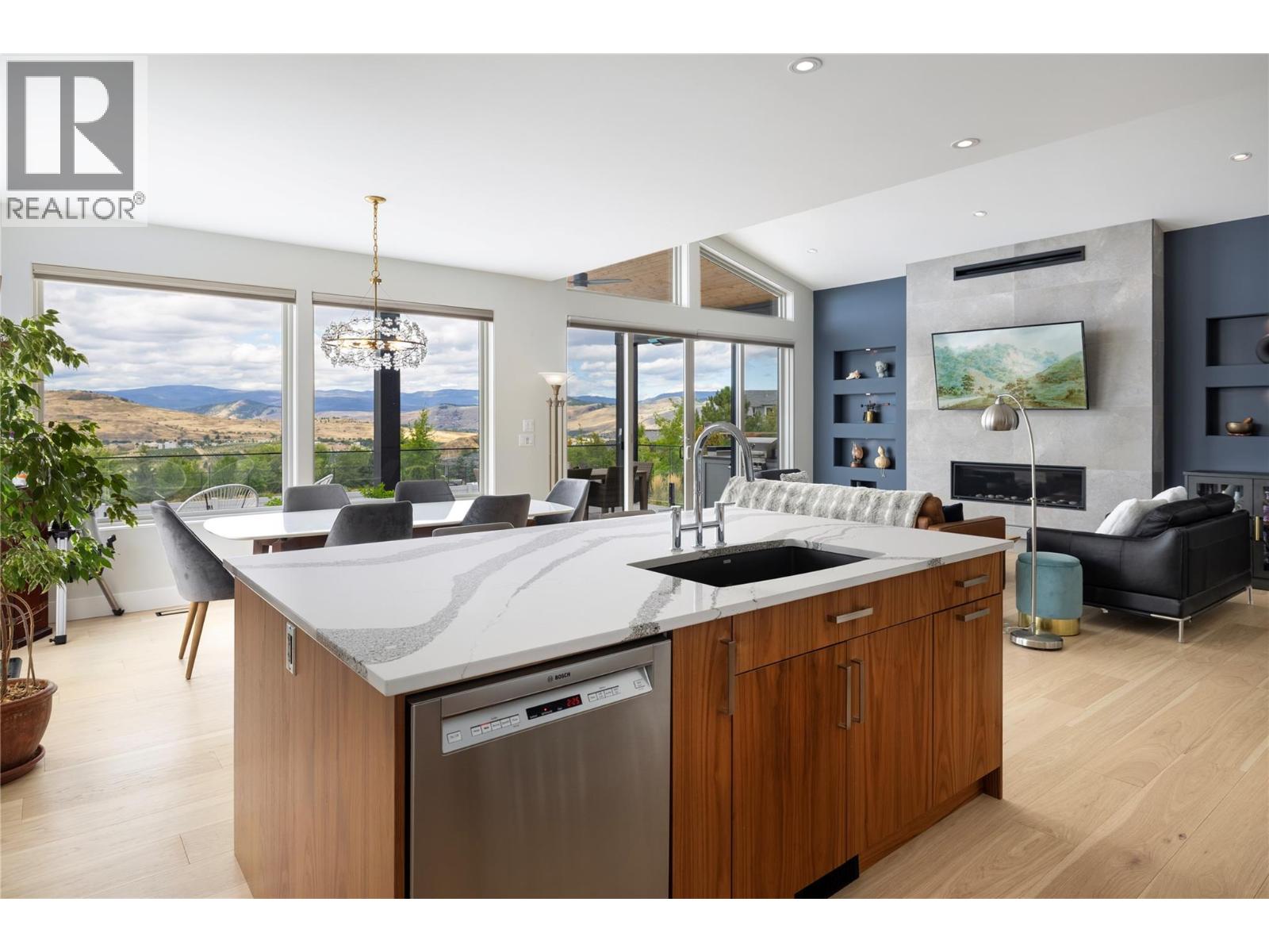 640 Mt. Ida Crescent, Coldstream