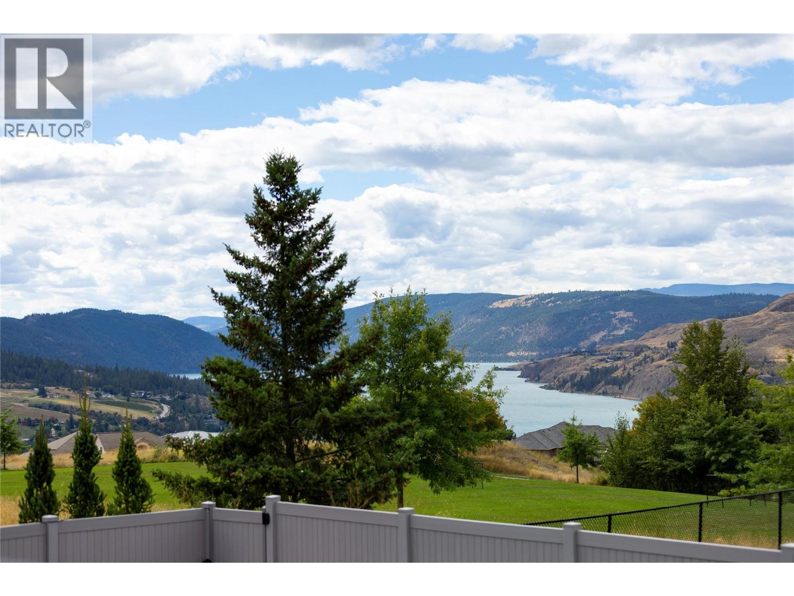 640 Mt. Ida Crescent, Coldstream