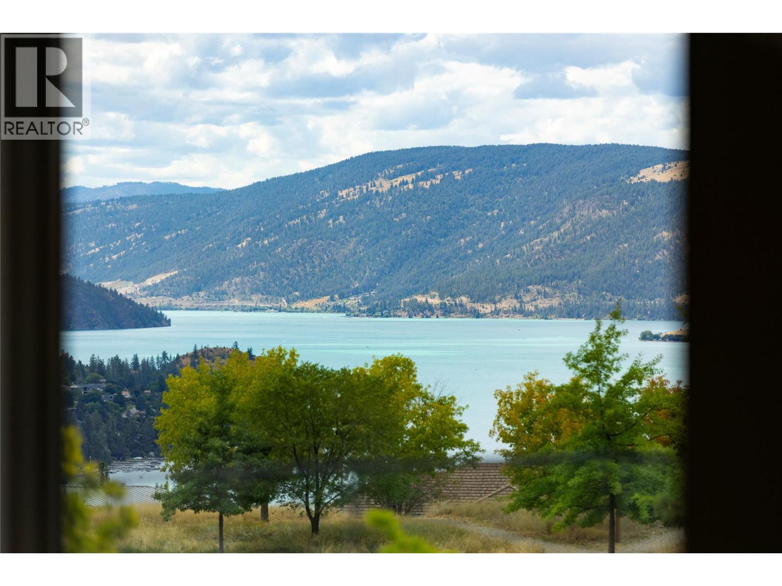 640 Mt. Ida Crescent, Coldstream