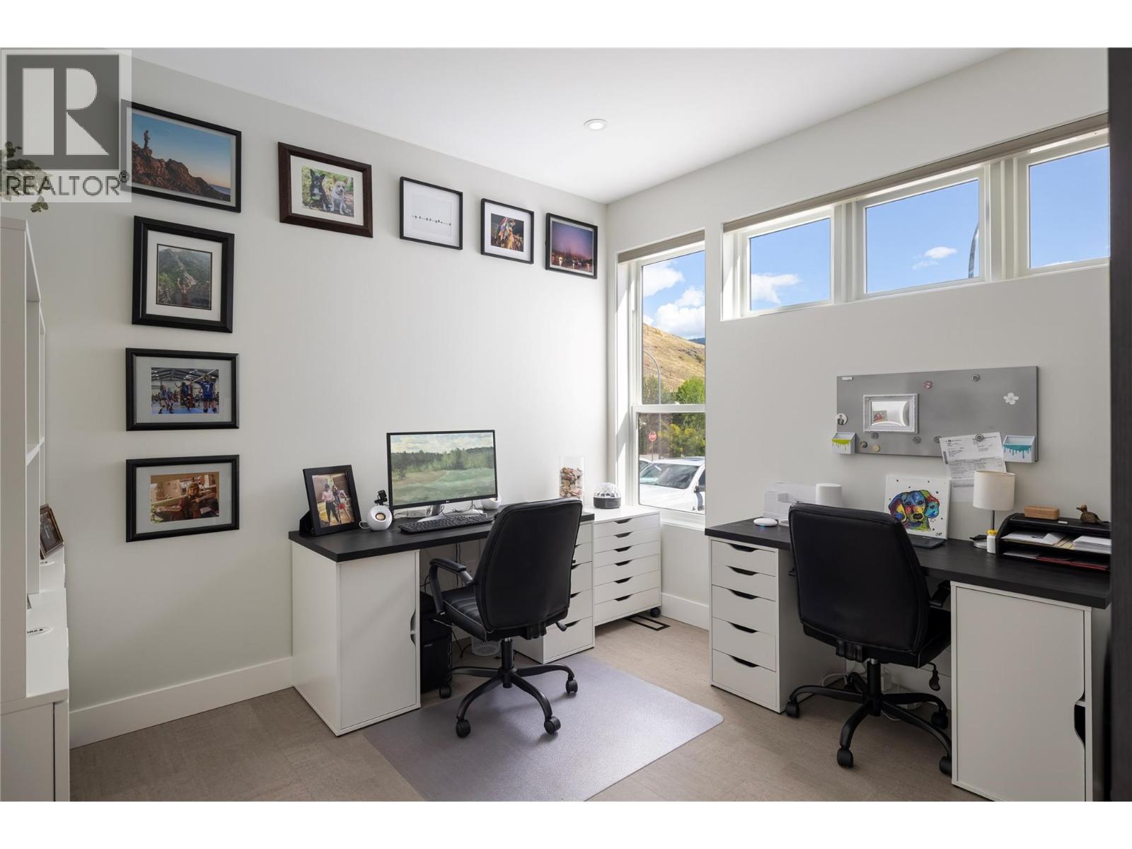 640 Mt. Ida Crescent, Coldstream