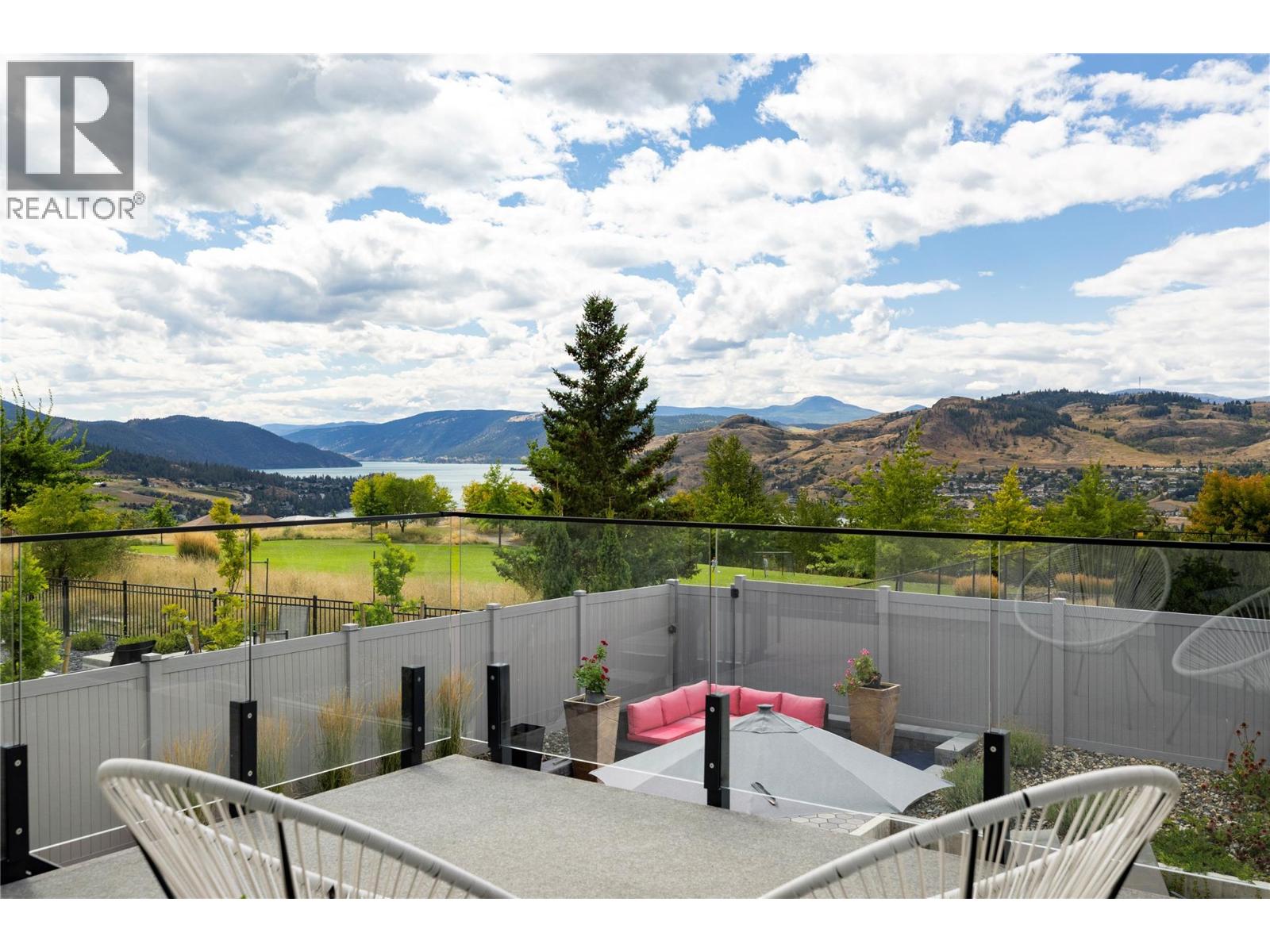 640 Mt. Ida Crescent, Coldstream
