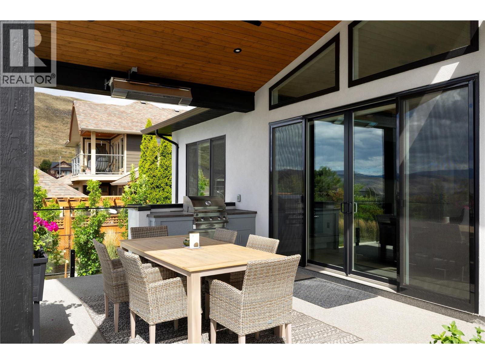 640 Mt. Ida Crescent, Coldstream